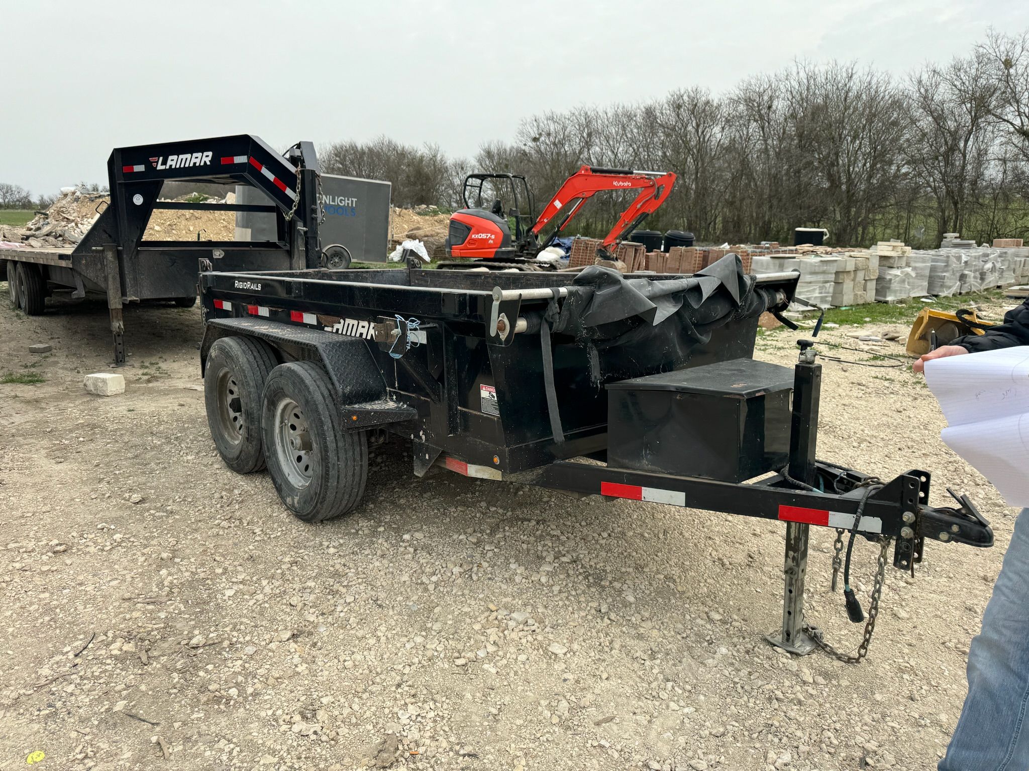DS601025 | 60” x 10’, 10k lbs gross weight, Mini Dump, Tandem Axle