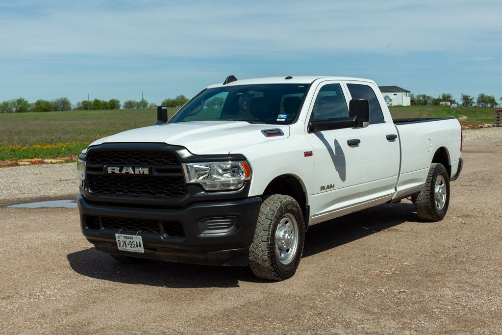 Crew Cab | Tradesman 4x2 | 6.4L Hemi Gasoline | Backup Camera | Anti-Spin Differential | Trailer Brake Controller | Exterior 115V Outlet.