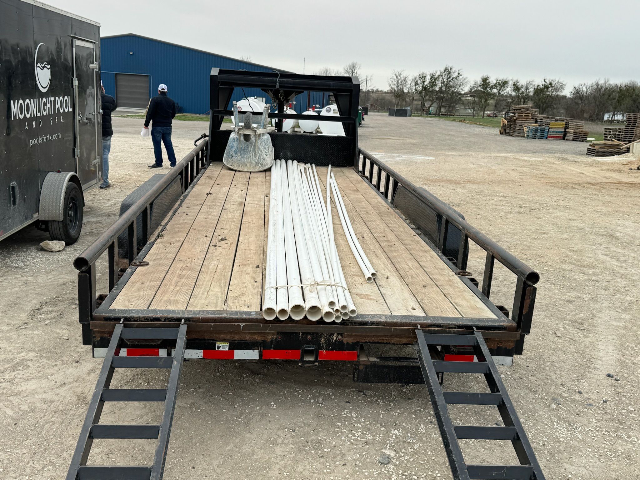 C520R72IK | 83” x 20’, 14000 lbs gross weight, Gooseneck
