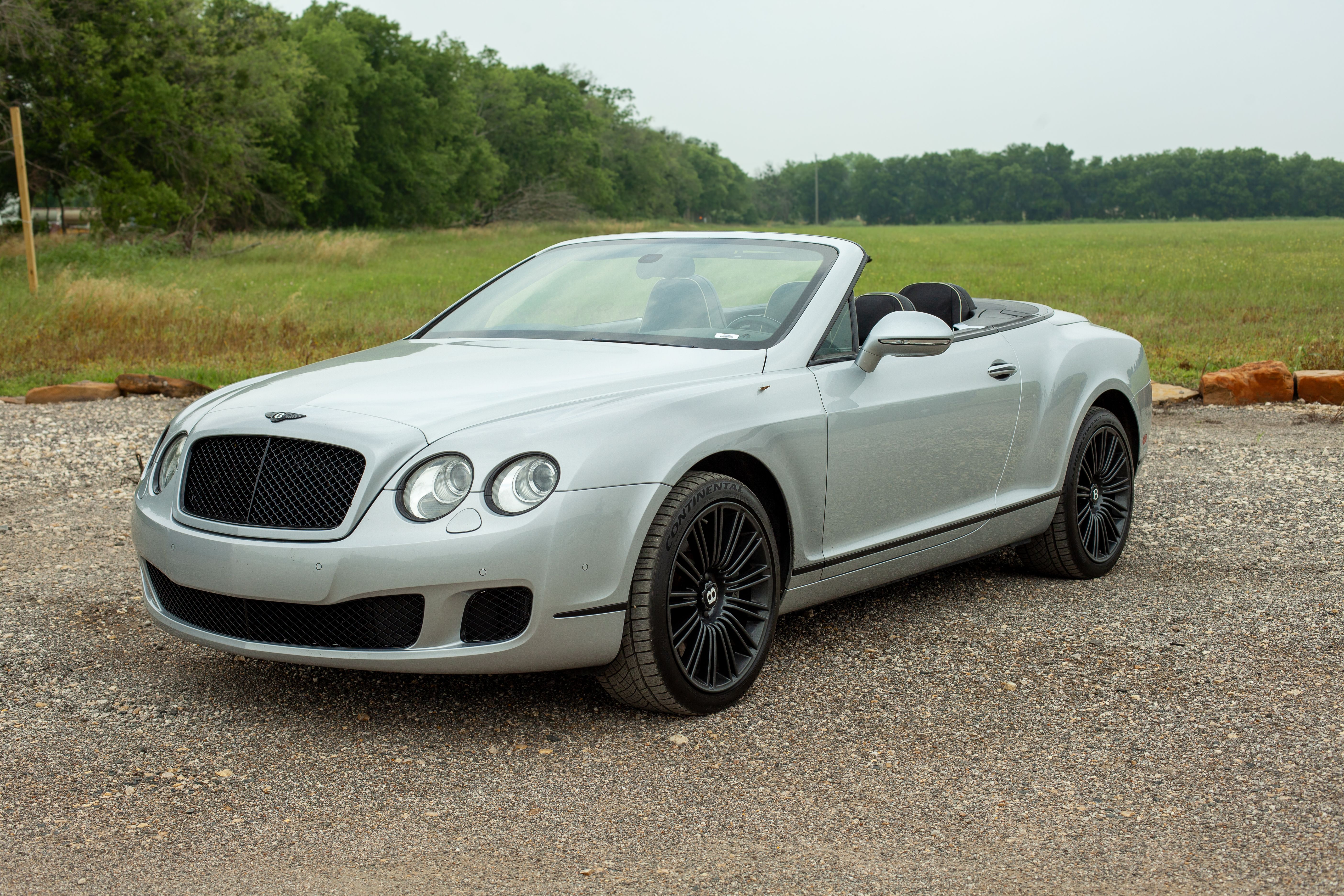 6.0L 12 Cylinder, 600HP, AWD