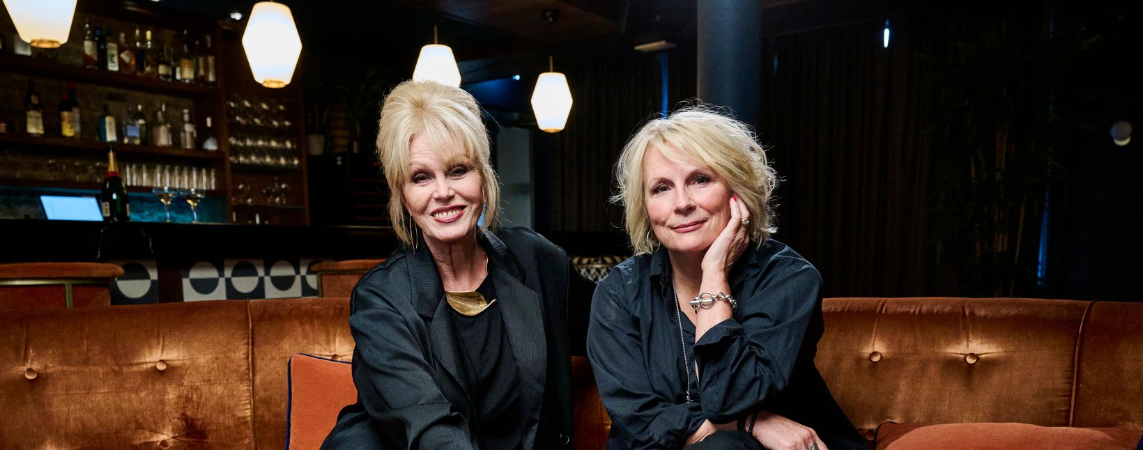 Jennifer Saunders & Joanna Lumley 
