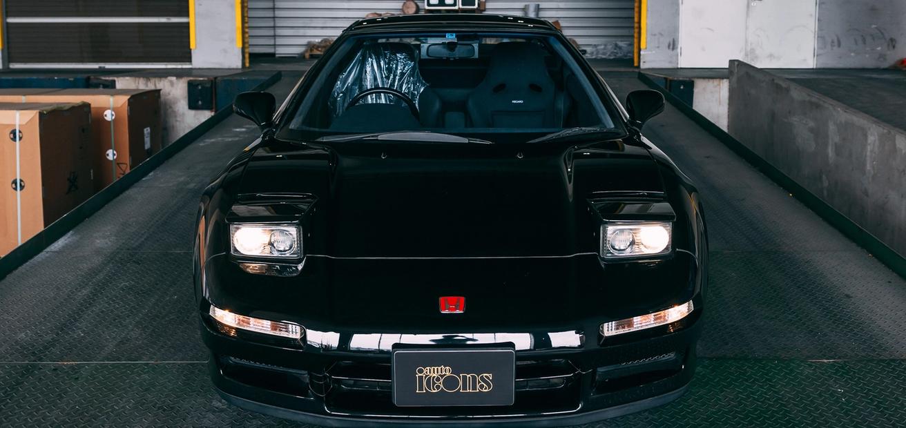 View the exterior of the 1994 Honda NSX Type R (NA1) for sale (2)
