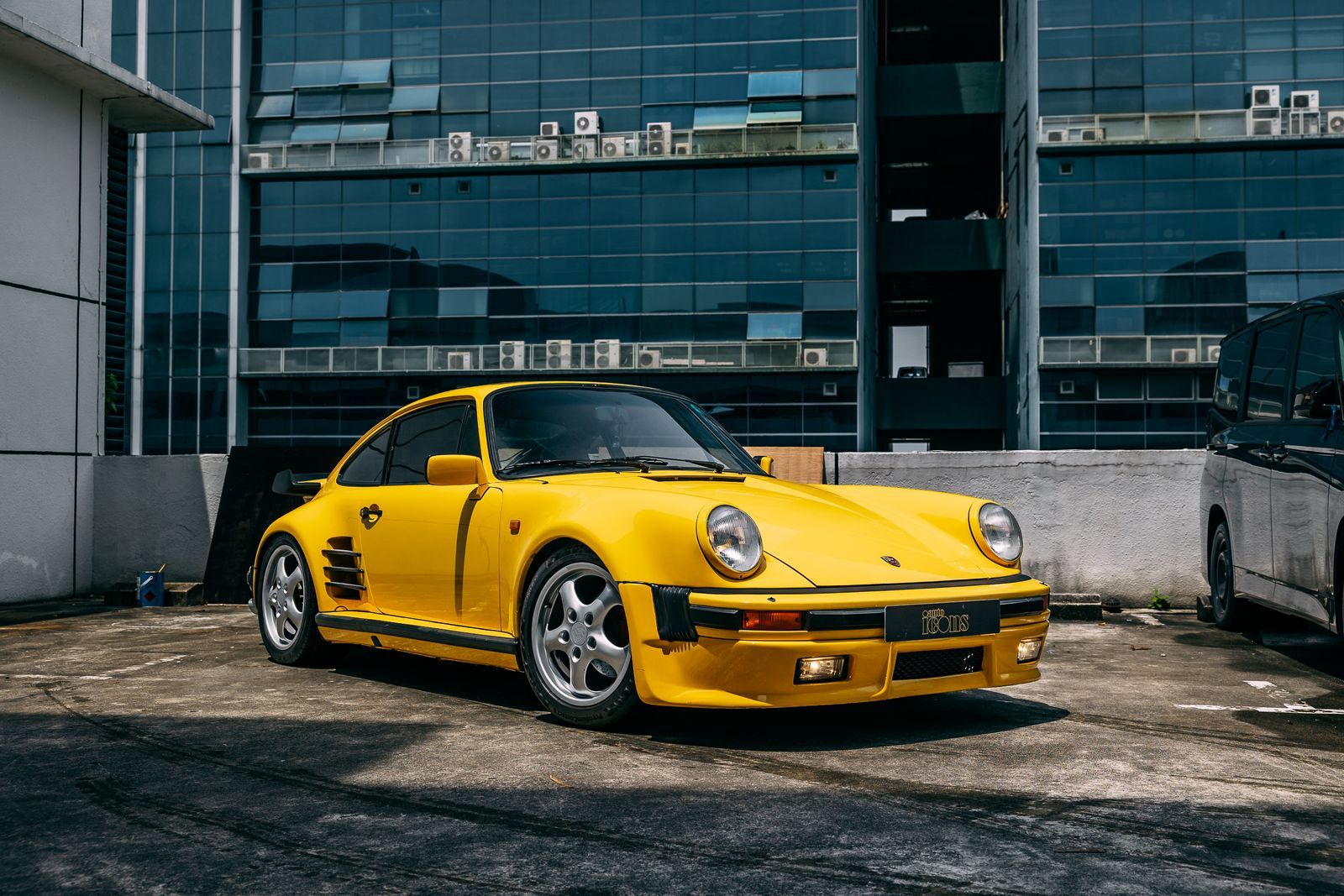 View 1982 Porsche 911 Turbo Coupe for sale exterior image (1)