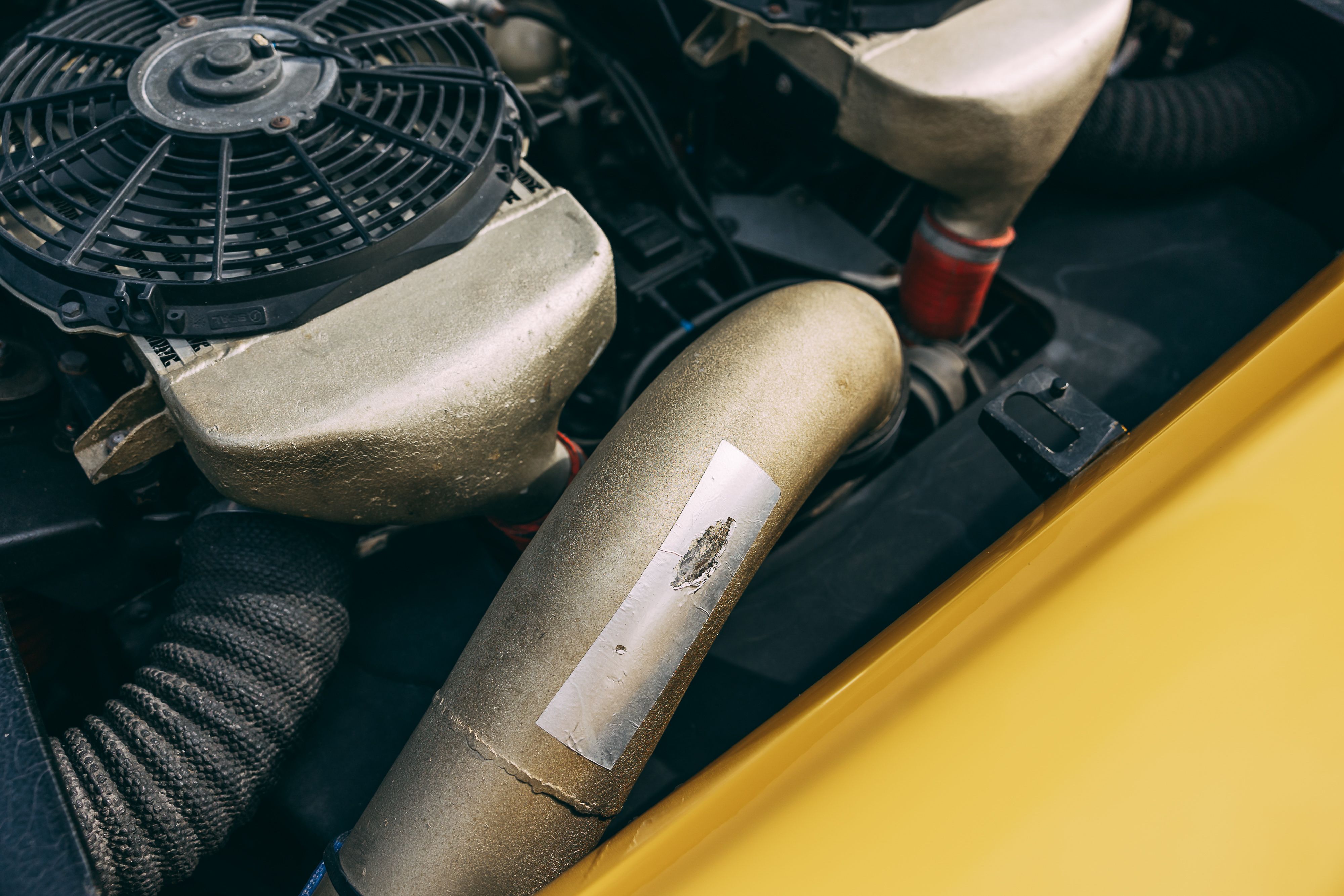 View the mechanic of the 1993 Koenig Specials Ferrari F48 for sale (3)