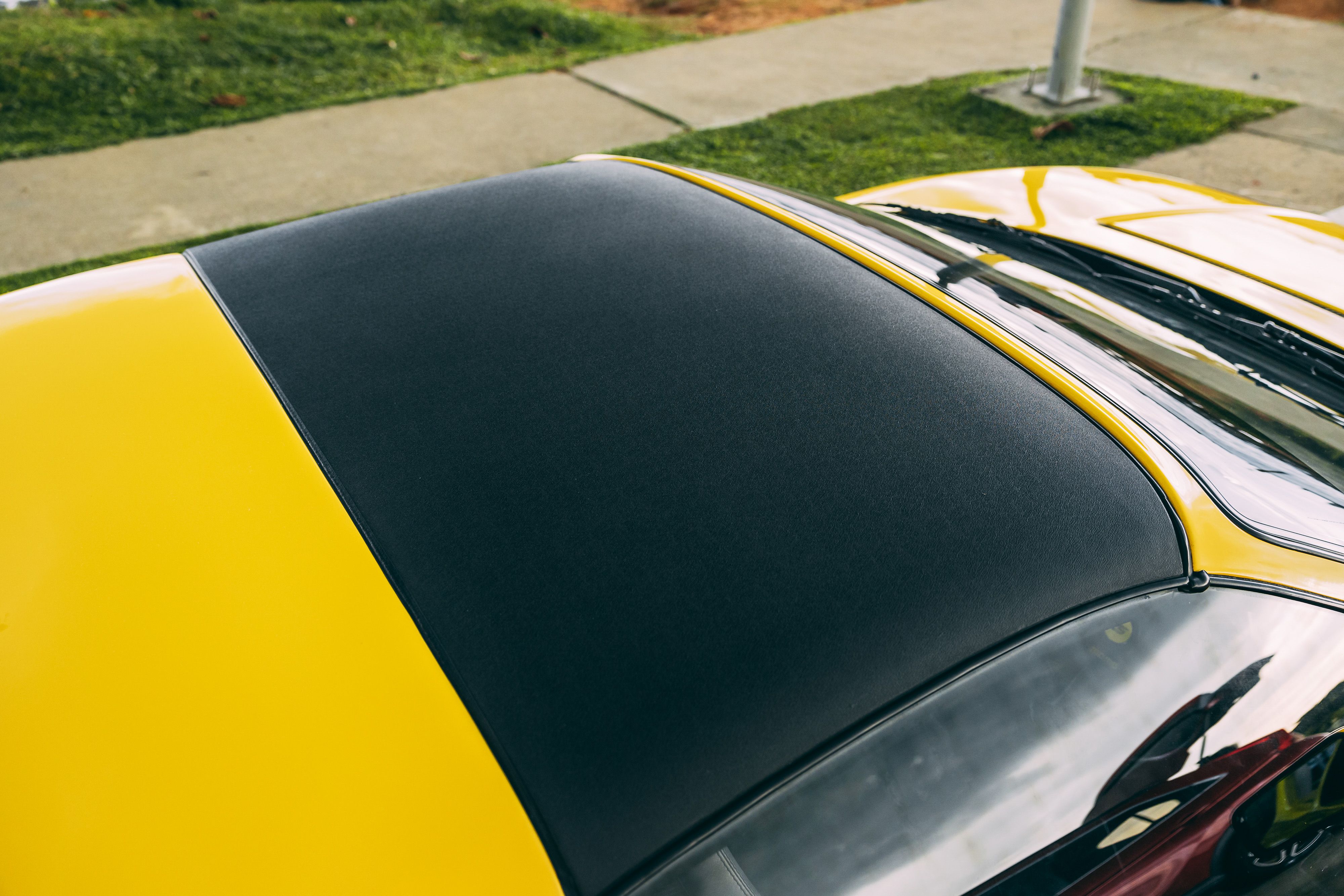 View the exterior of the 1993 Koenig Specials Ferrari F48 for sale (9)