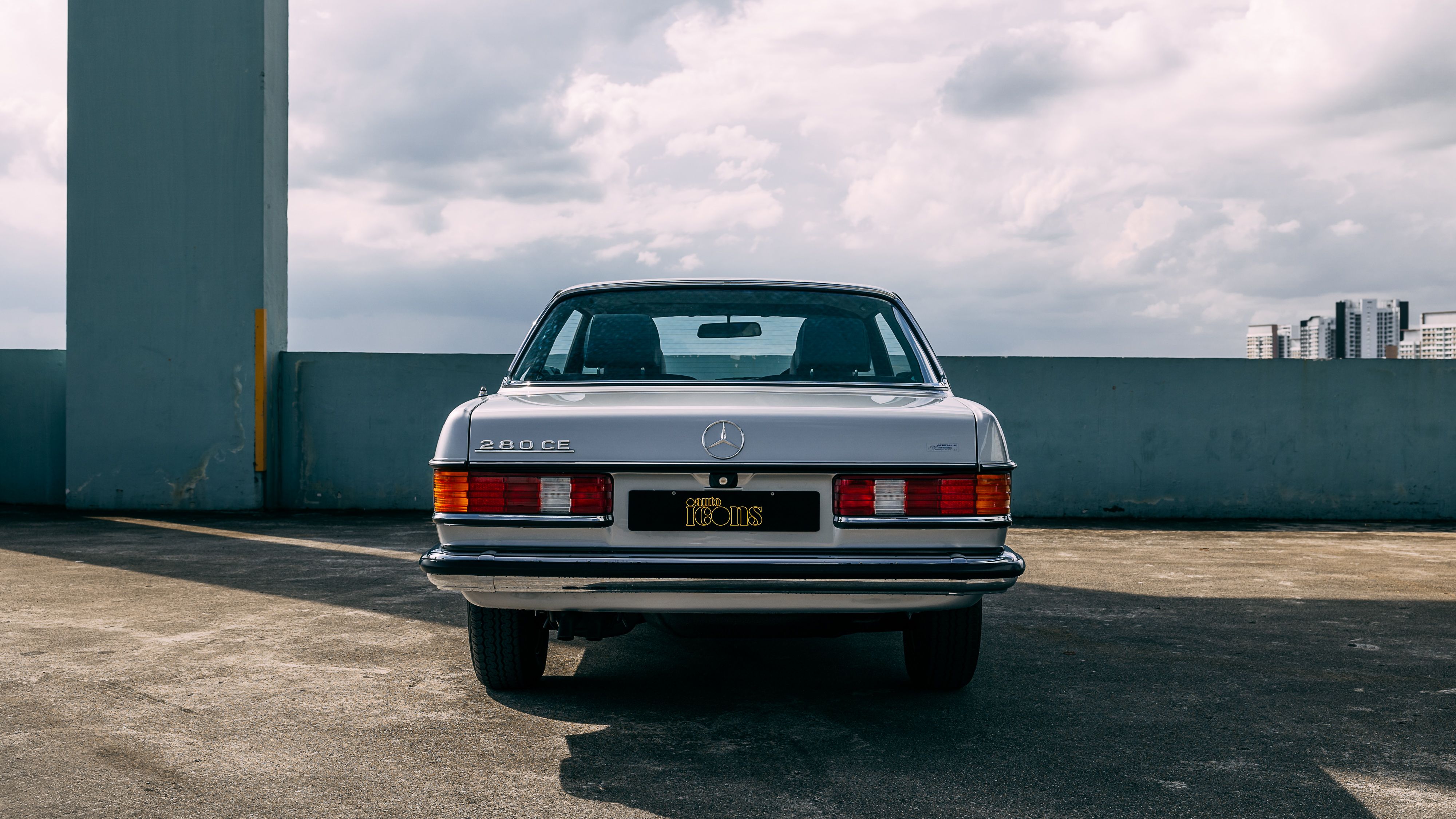 View the exterior of the 1985 Mercedes Benz 280CE W123 for sale (2)