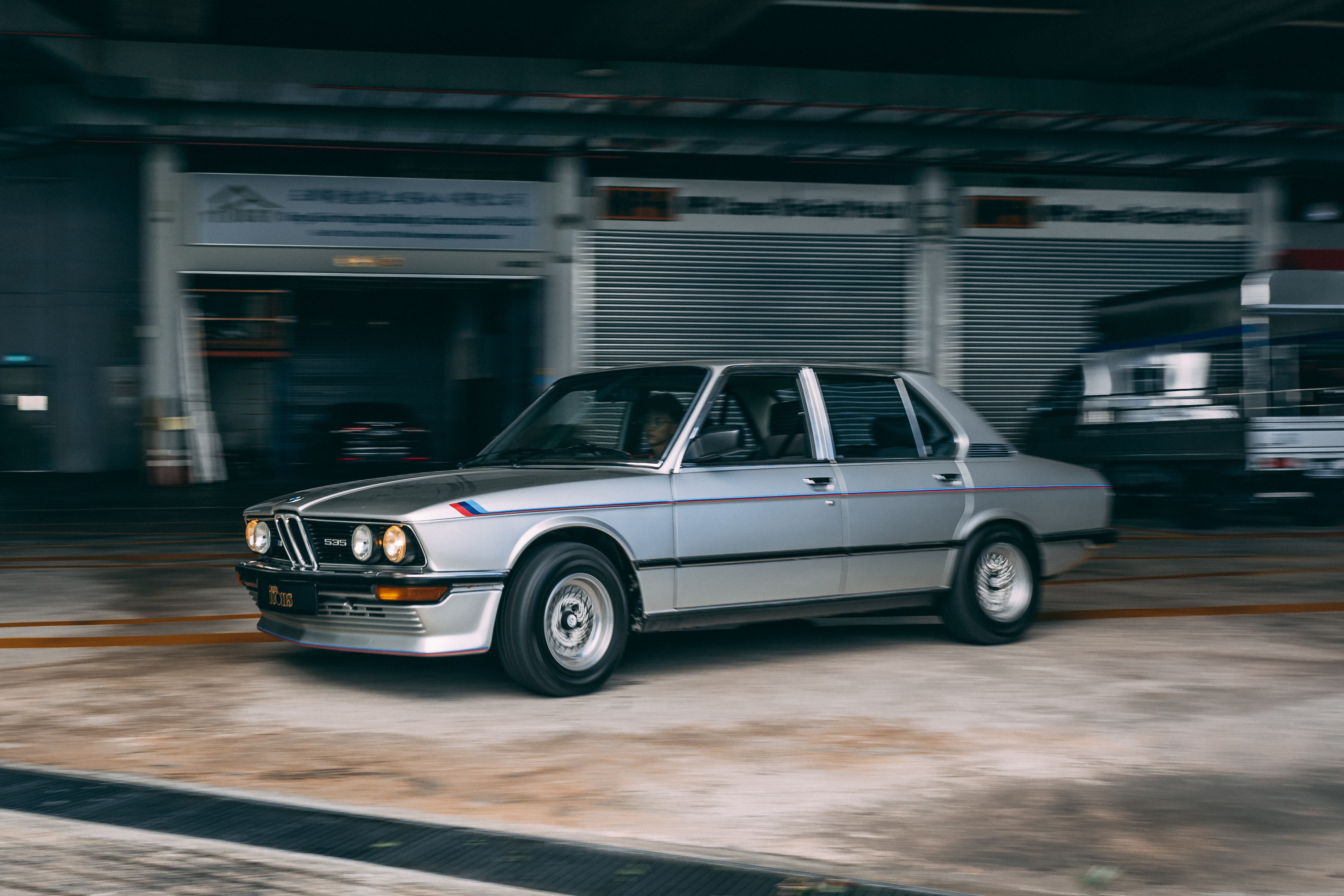 BMW E12 M535i