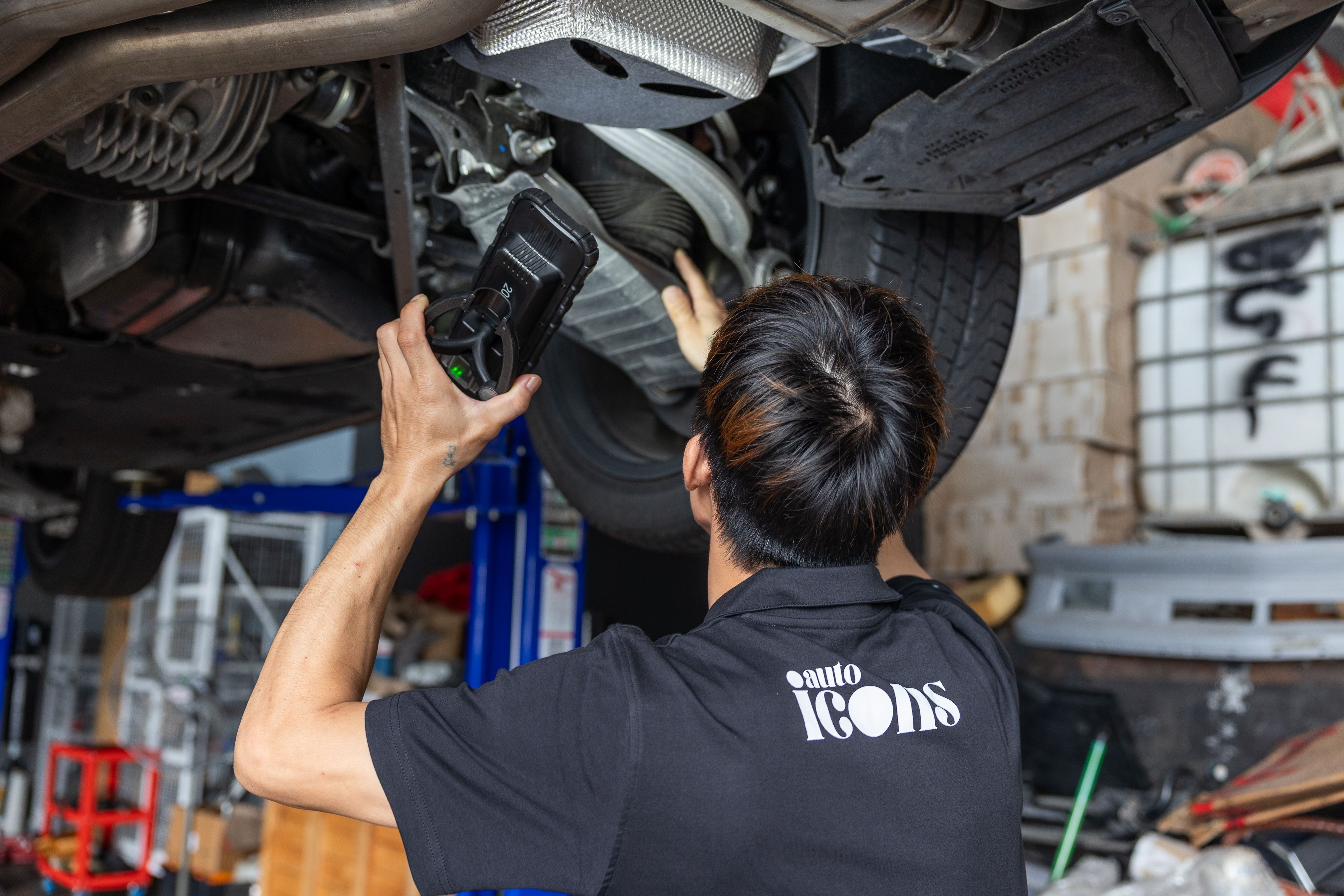 Car inspection services by Auto Icons