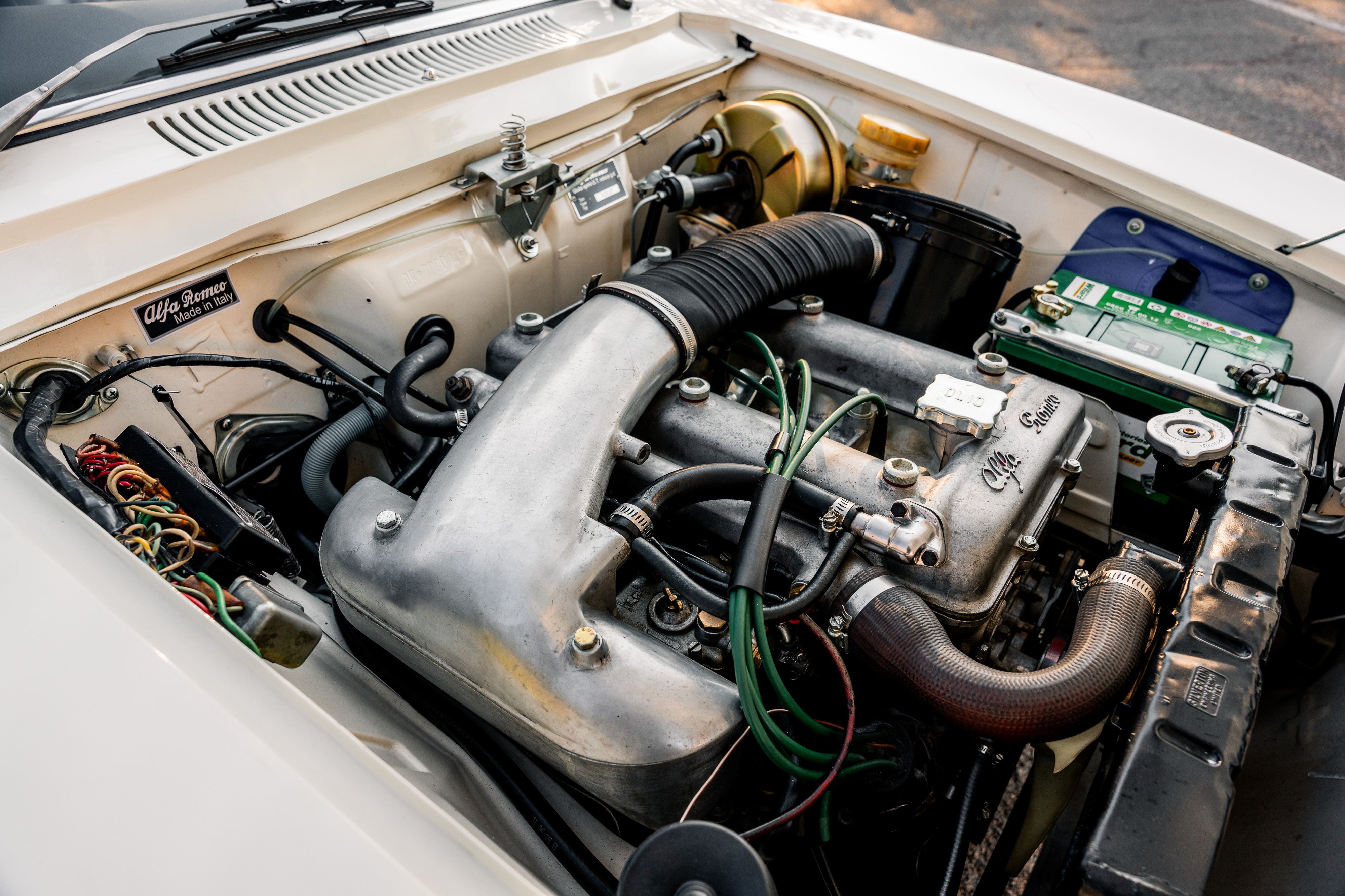 View 1967 Alfa Romeo Giulia Sprint GT Veloce for sale mechanic image (1)