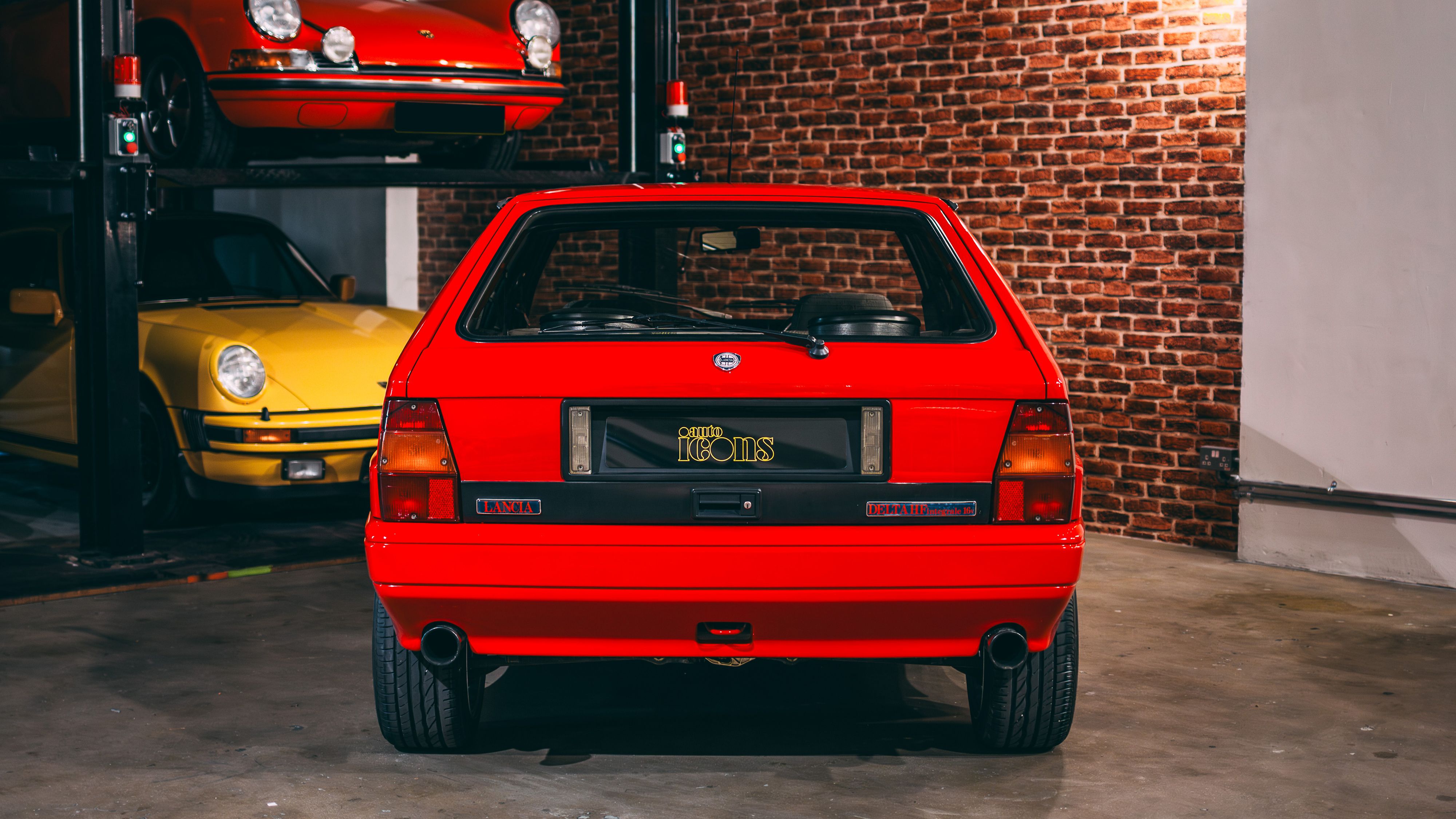 View the exterior of the 1990 Lancia Delta Integrale 16V for sale (2)