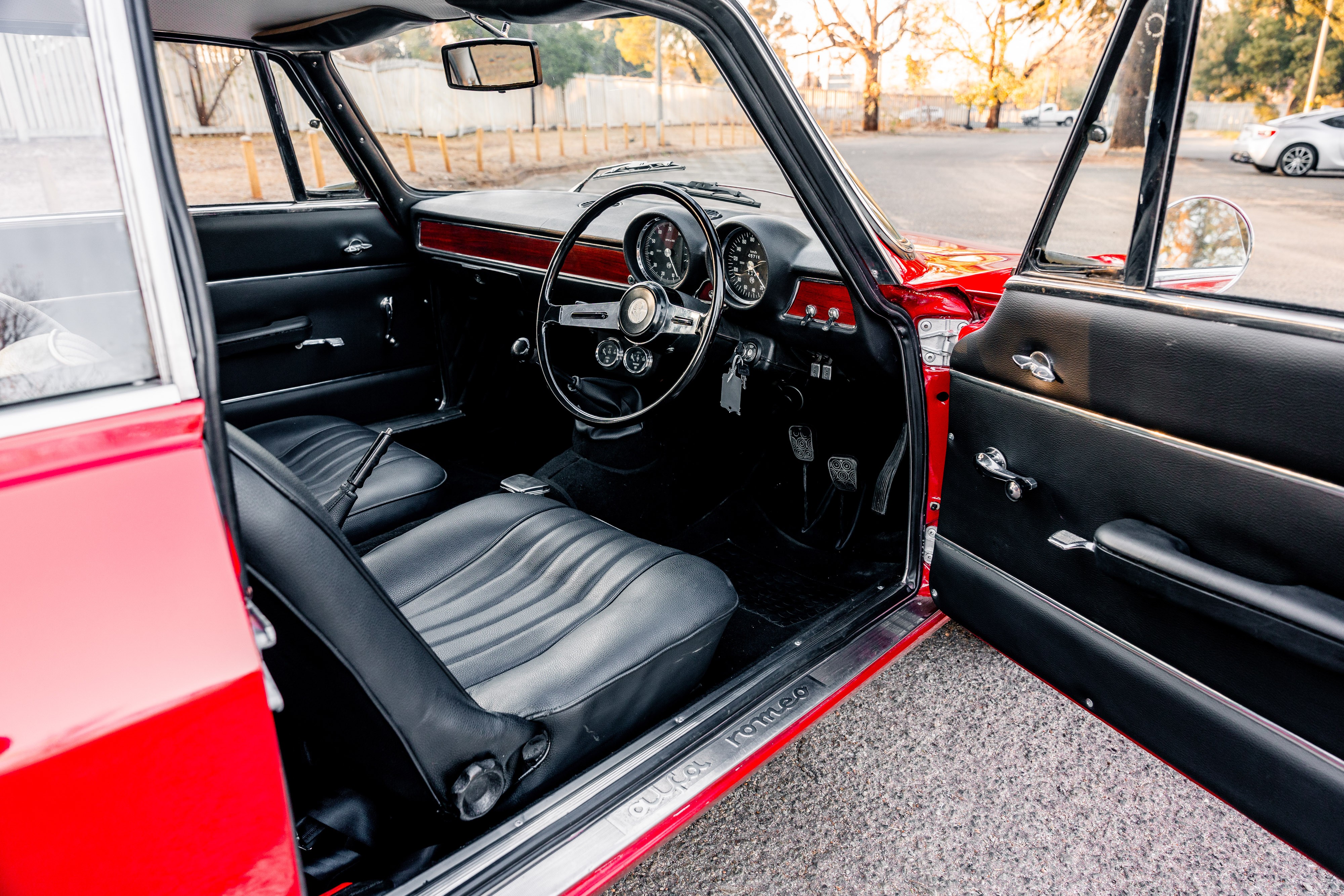 View 1969 Alfa Romeo Giulia Sprint GT Veloce (red) for sale interior image (2)
