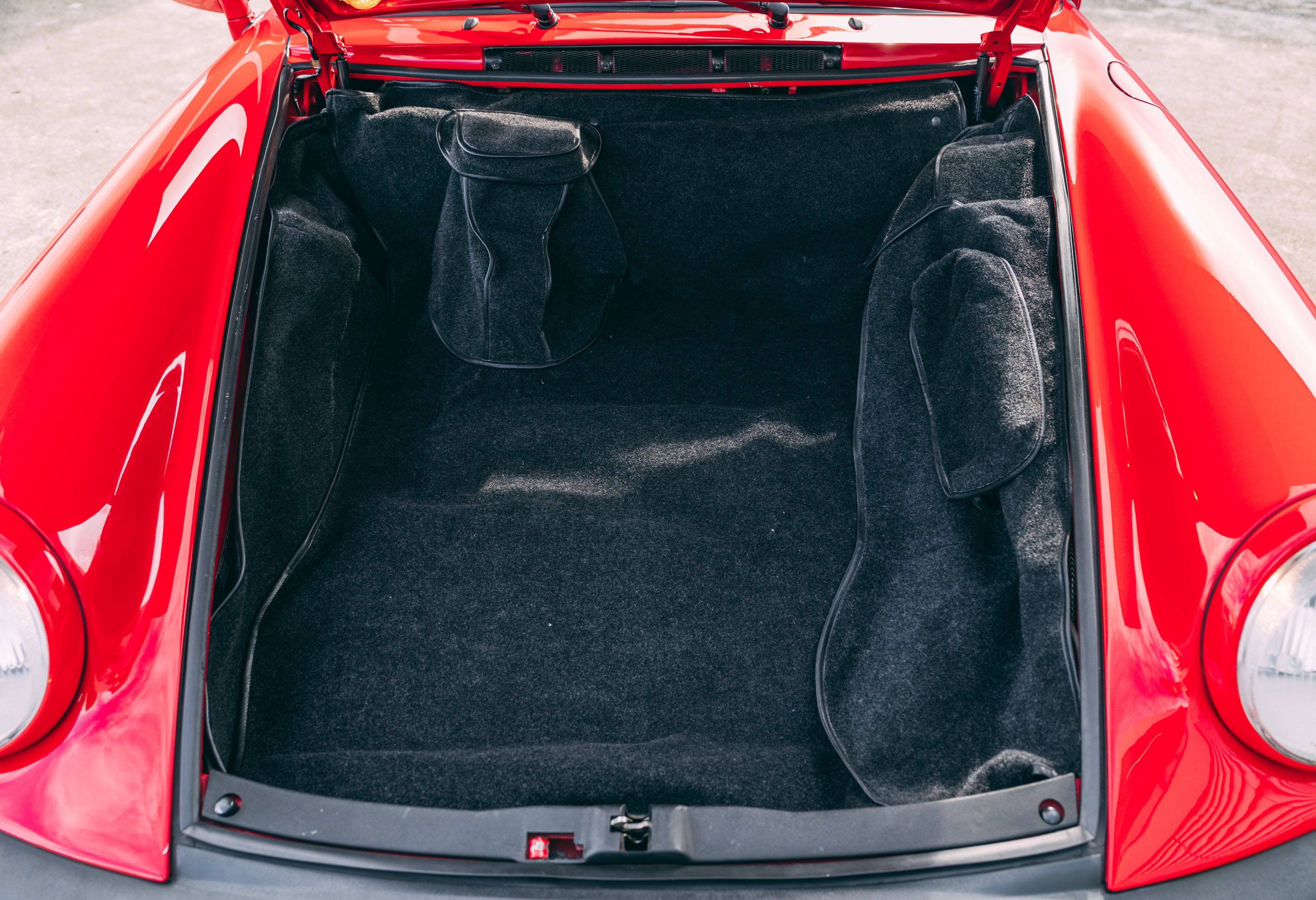 View the interior of the 1988 Porsche 911 Carrera Targa G50 for sale (8)