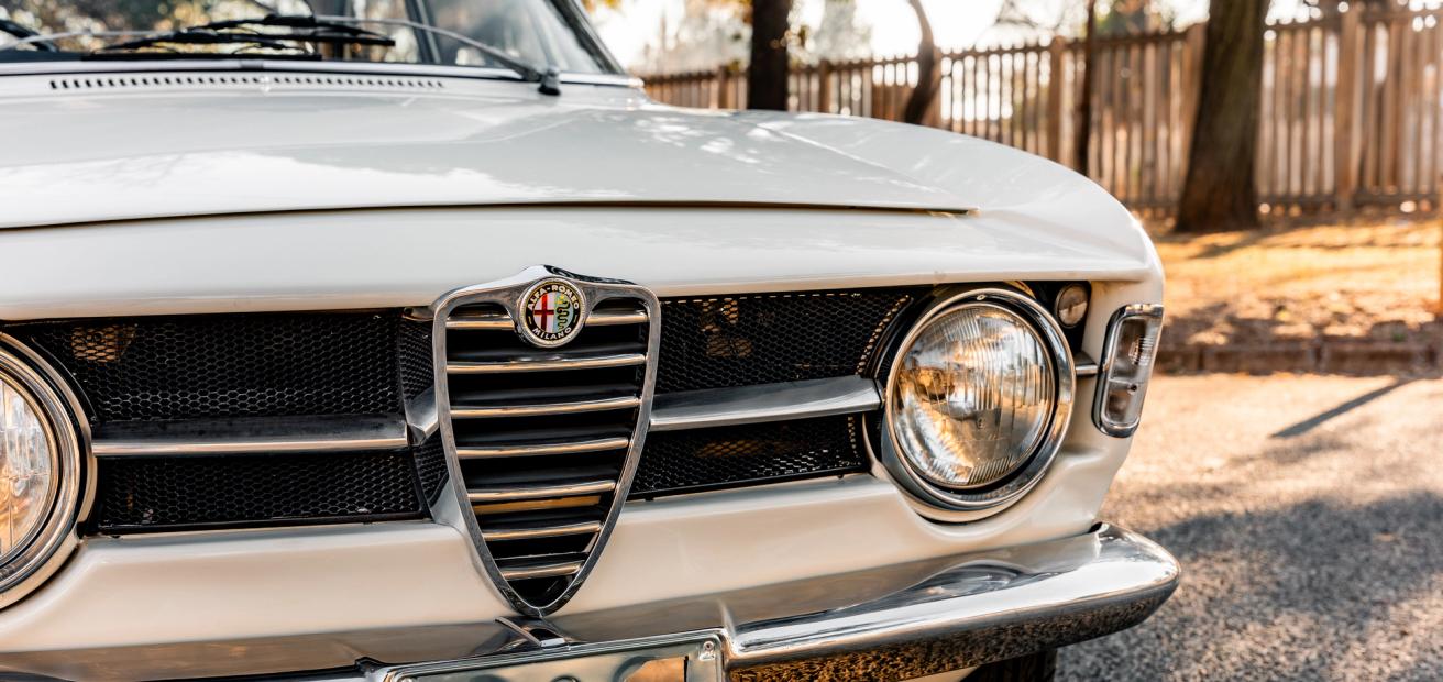 View 1967 Alfa Romeo Giulia Sprint GT Veloce for sale exterior image (10)