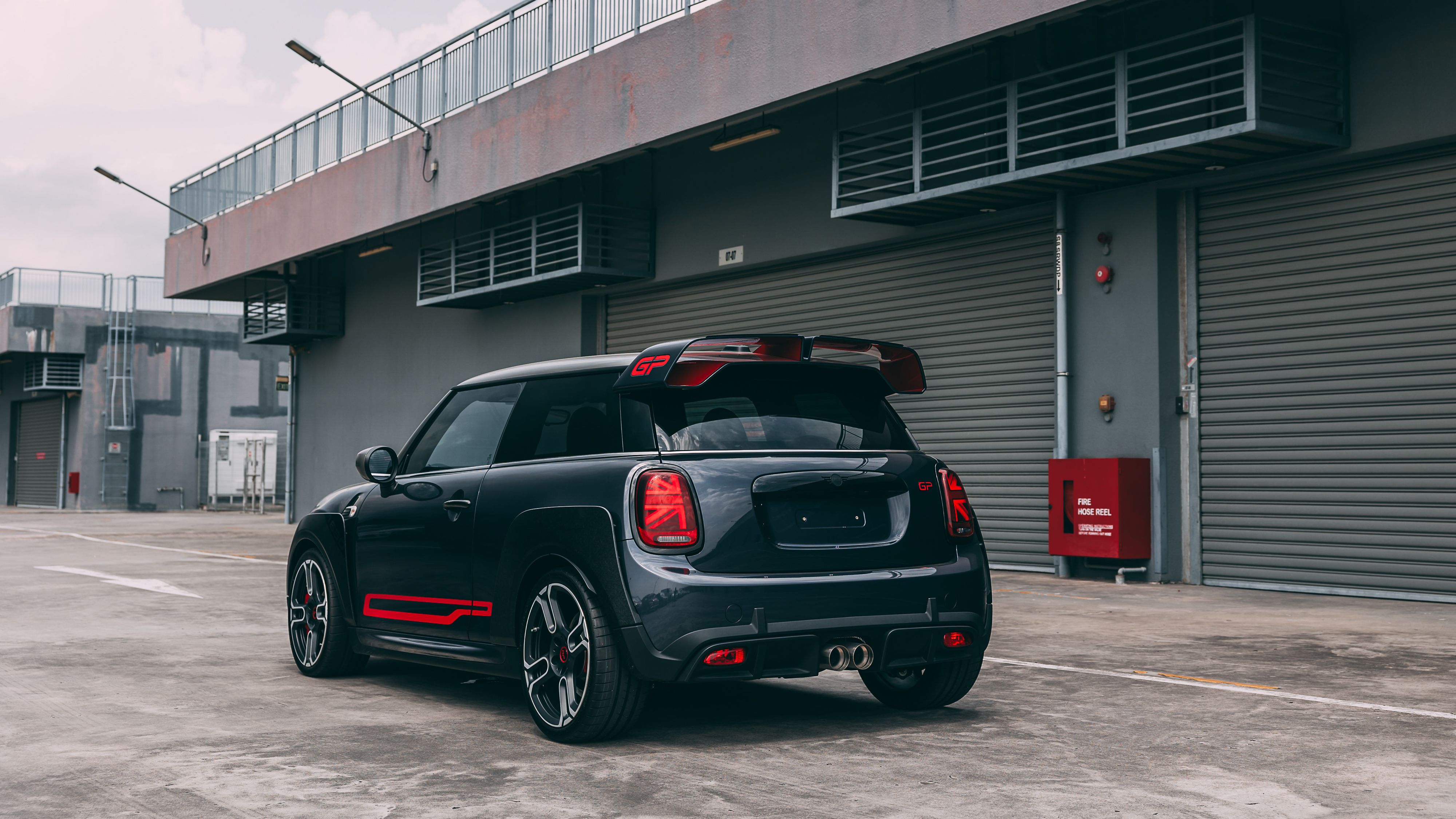 View the exterior of the 2020 Mini Cooper GP for sale (6)