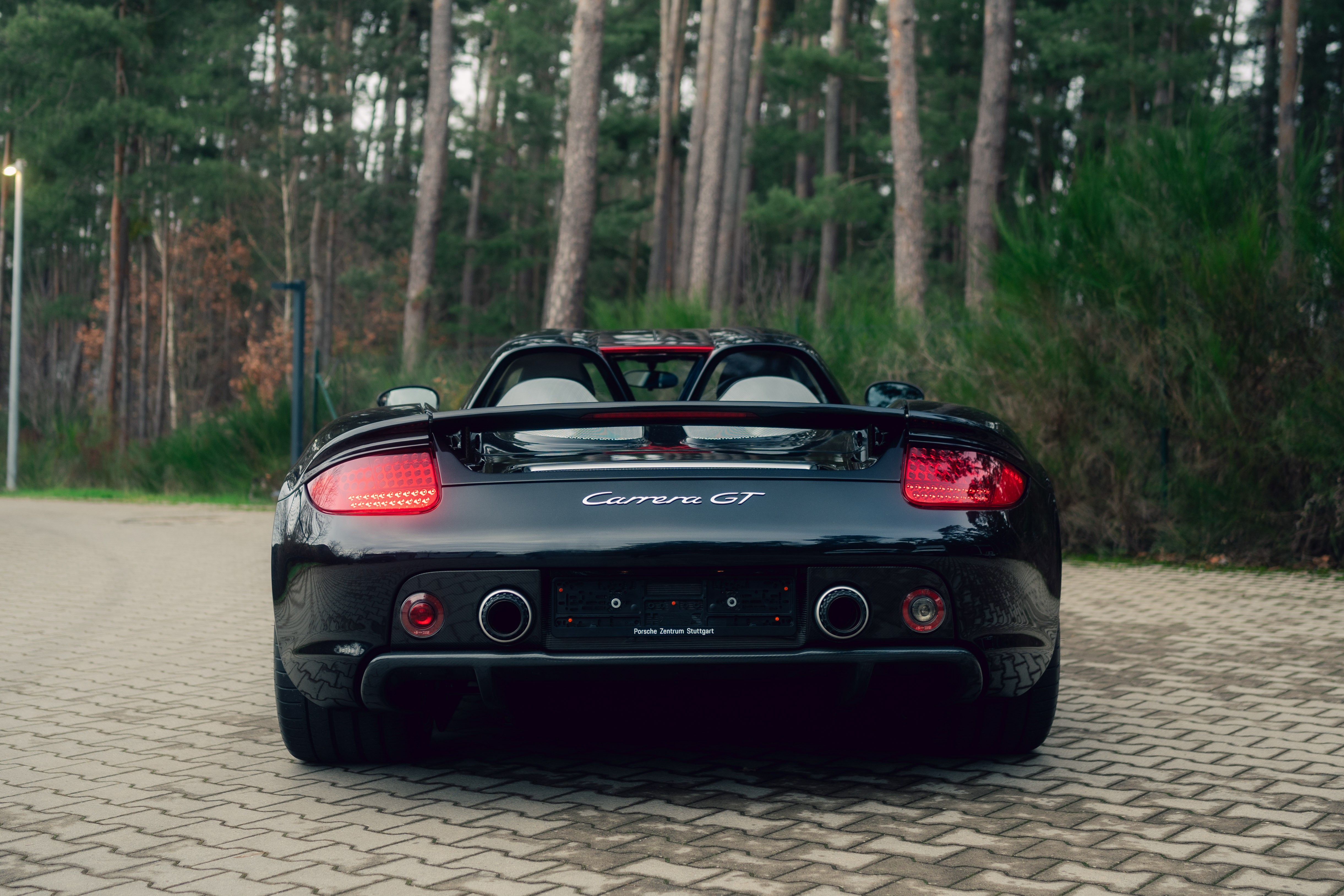 View 2004 Porsche Carrera GT (Black) for sale exterior image (5)