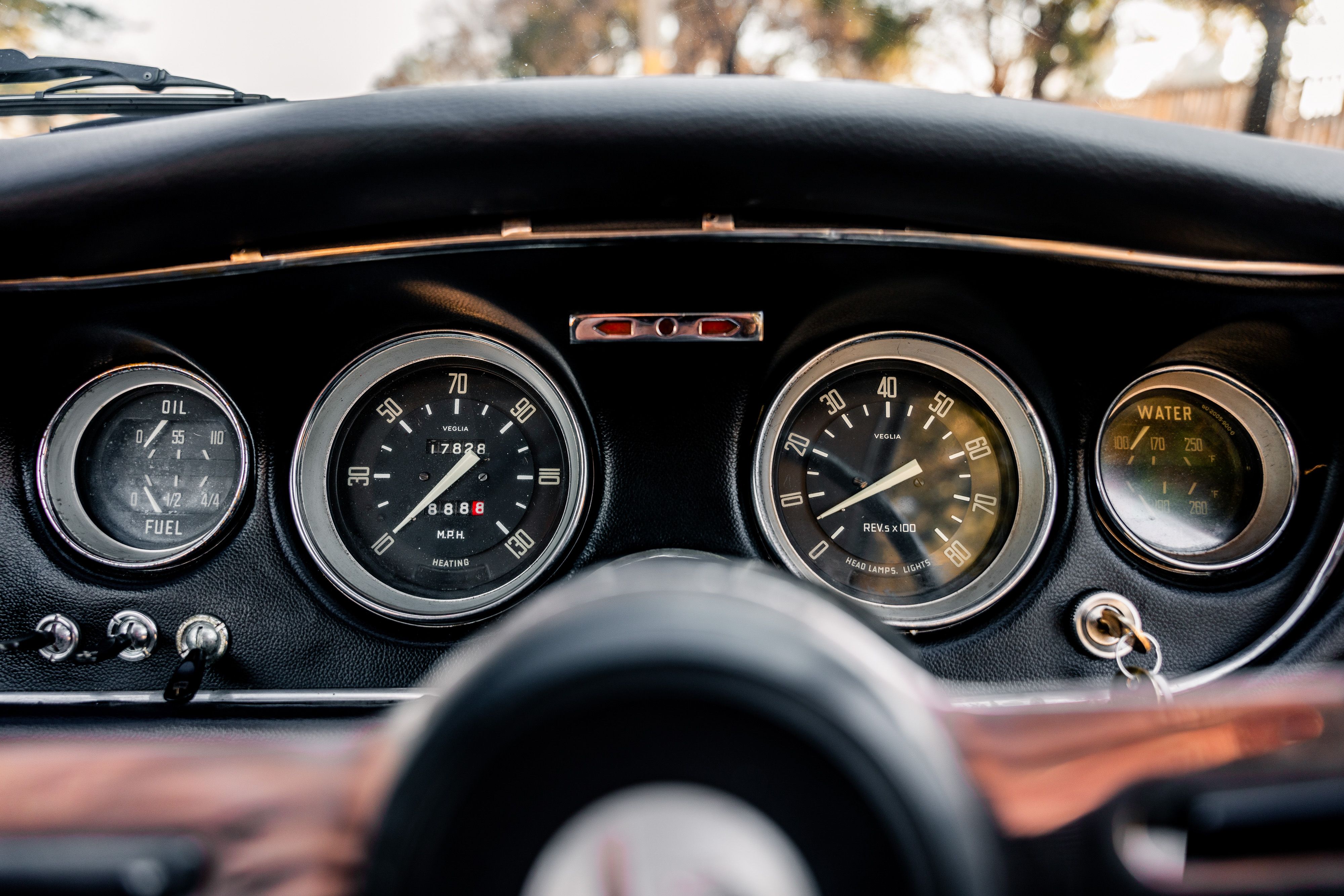 View 1967 Alfa Romeo Giulia Sprint GT Veloce for sale interior image (2)