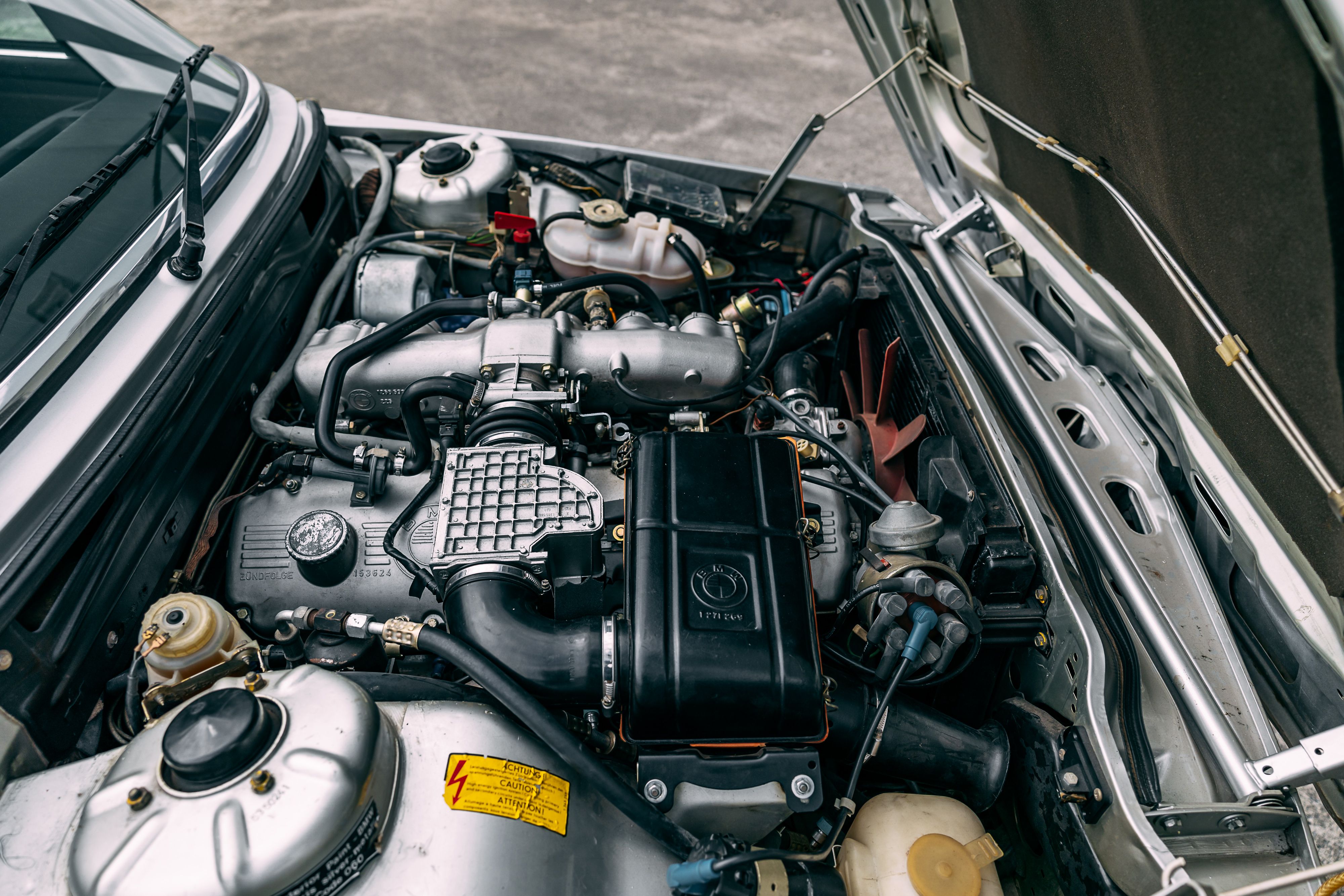 View 1982 BMW E12 M535i for sale mechanic image (1)