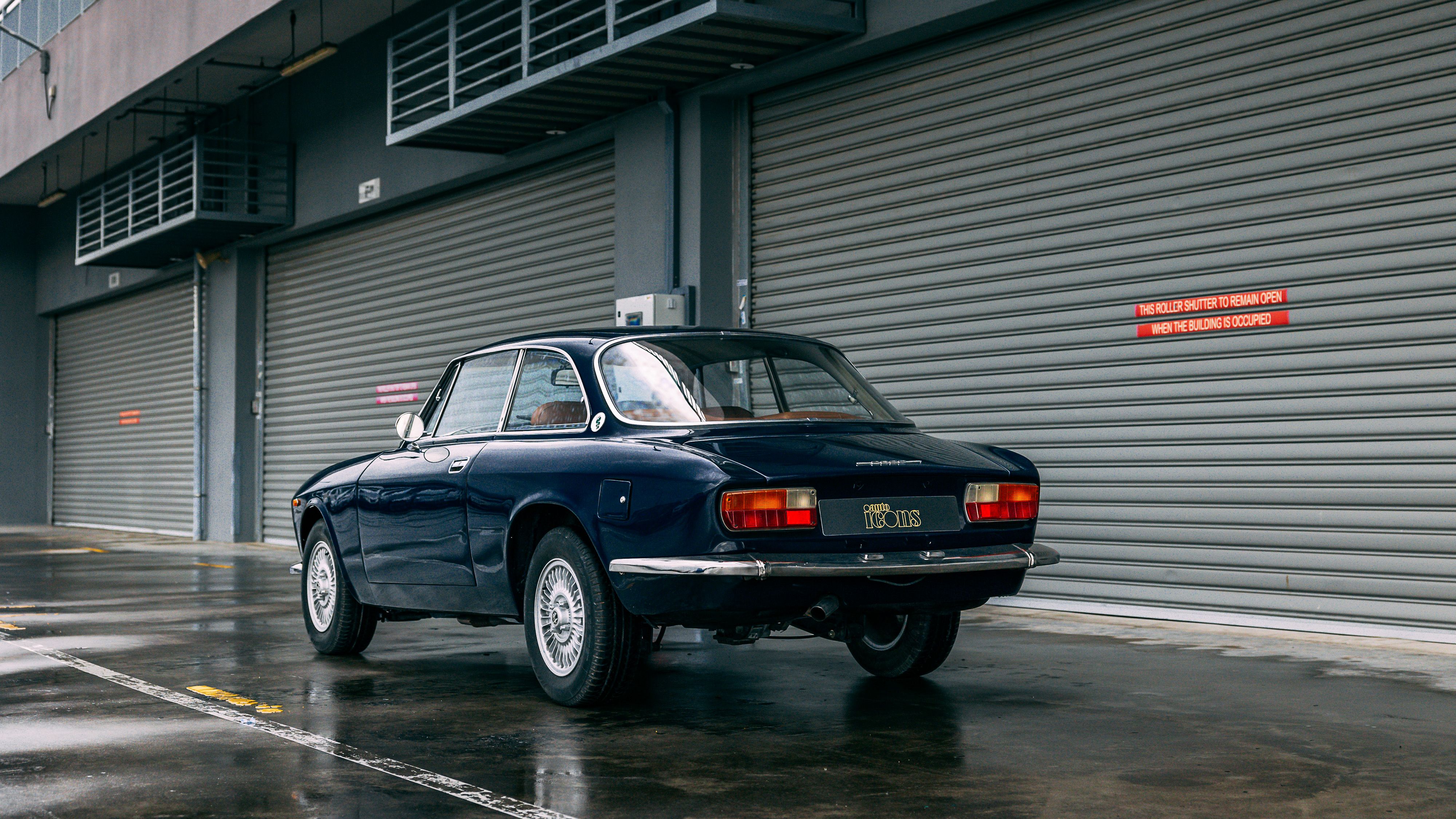 View 1975 Alfa Romeo 105 2000GTV for sale exterior image (6)