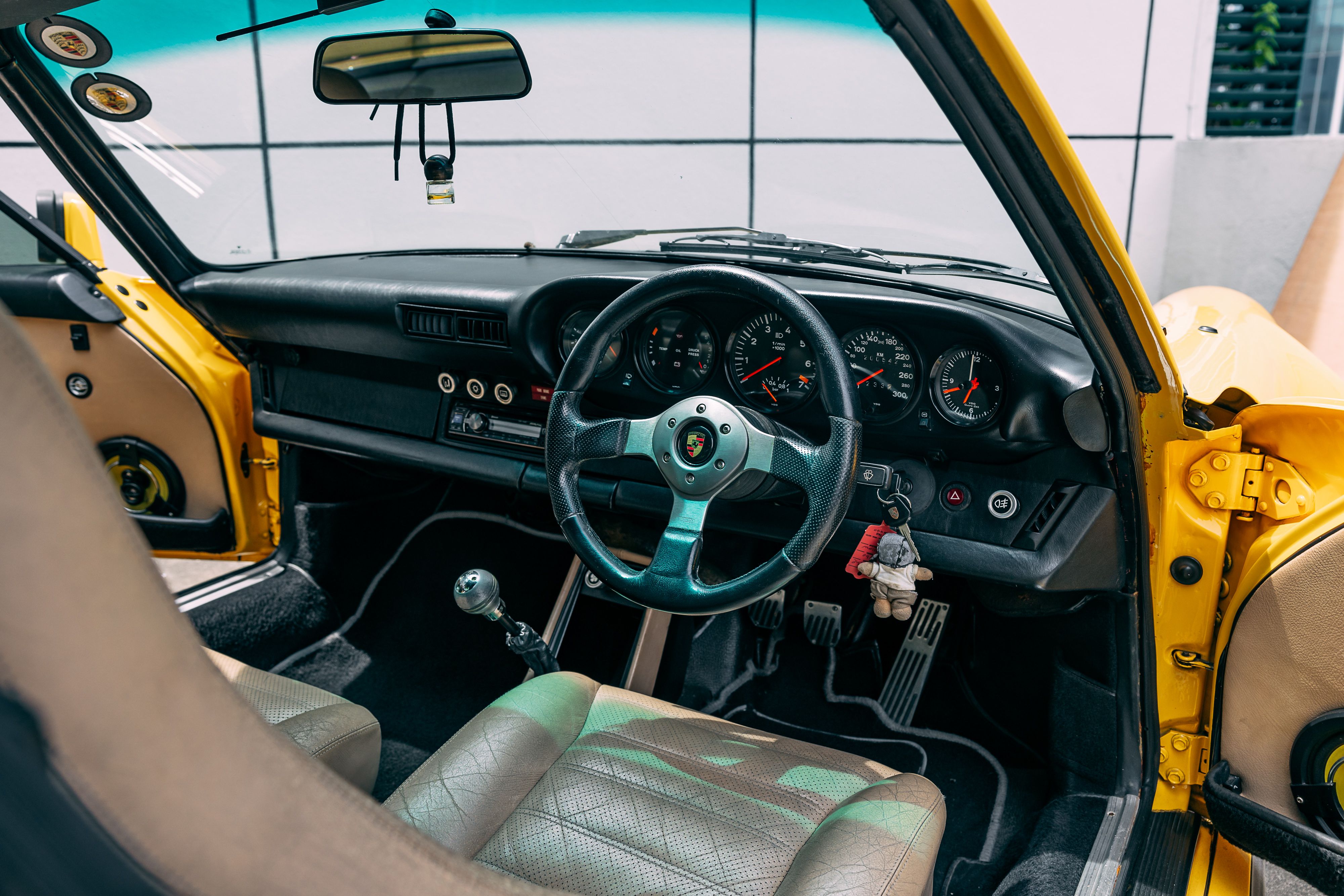 View 1982 Porsche 911 Turbo Coupe for sale interior image (1)