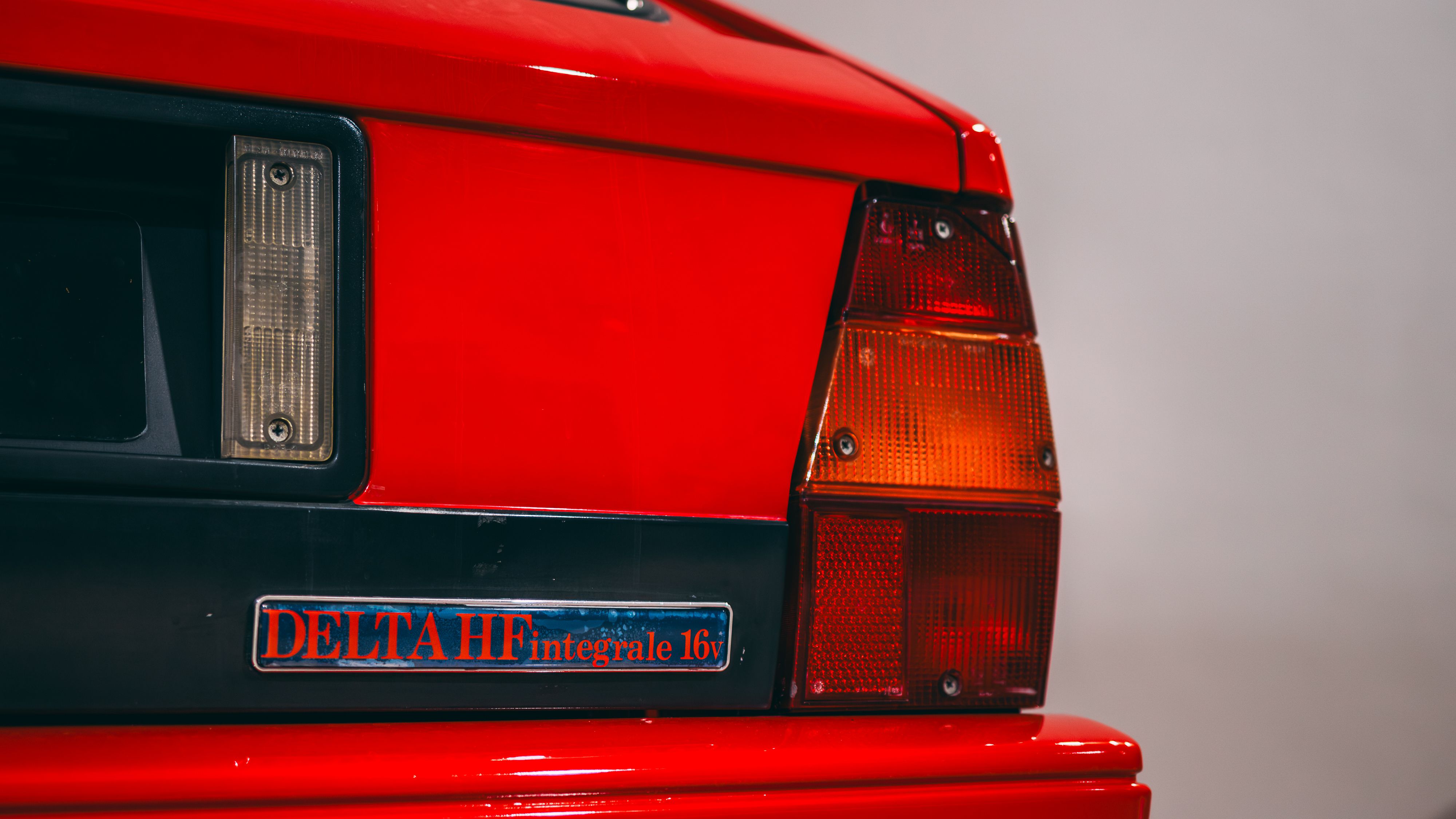 View the exterior of the 1990 Lancia Delta Integrale 16V for sale (3)