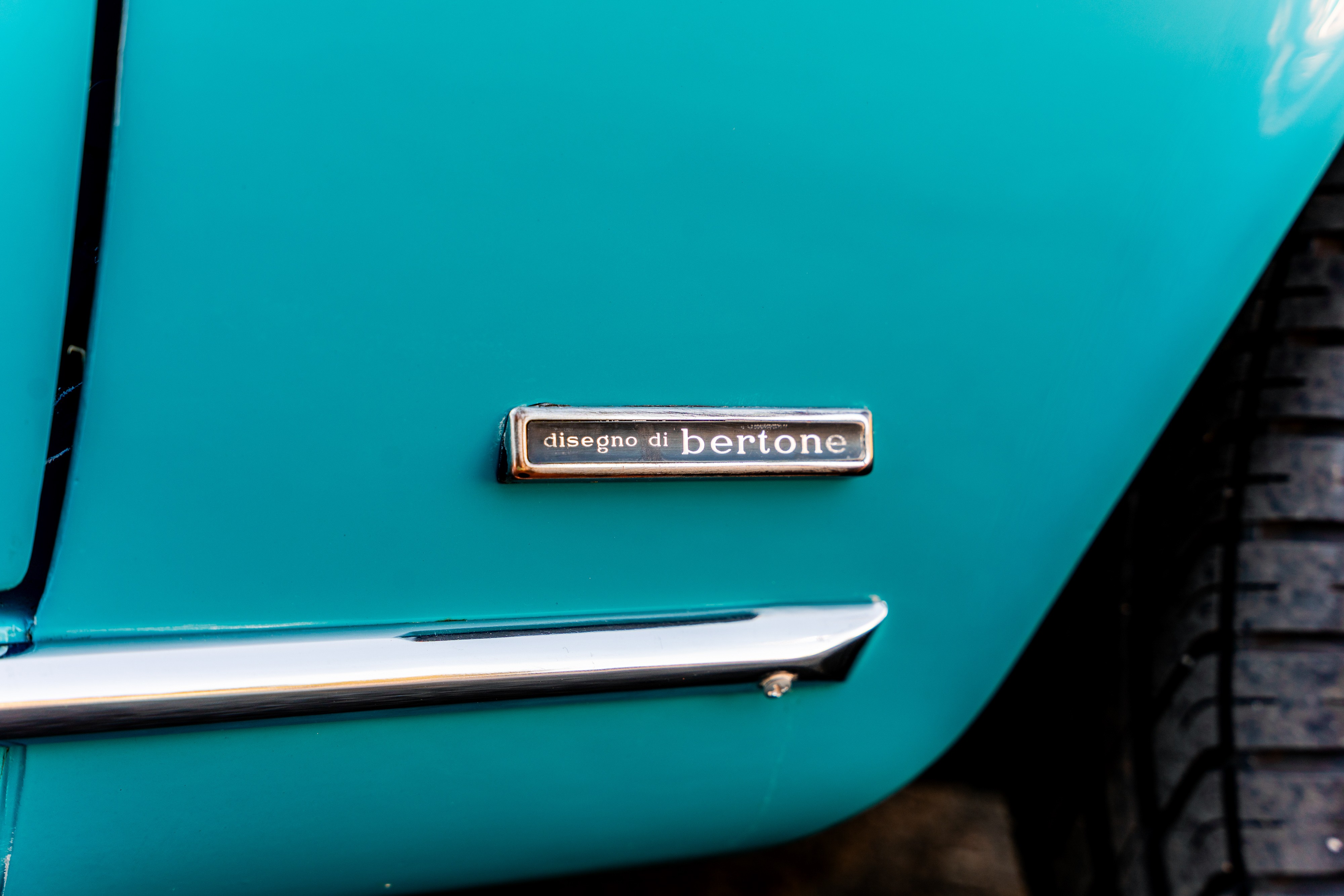 View 1973 Alfa Romeo Berlina 1750 for sale exterior image (11)