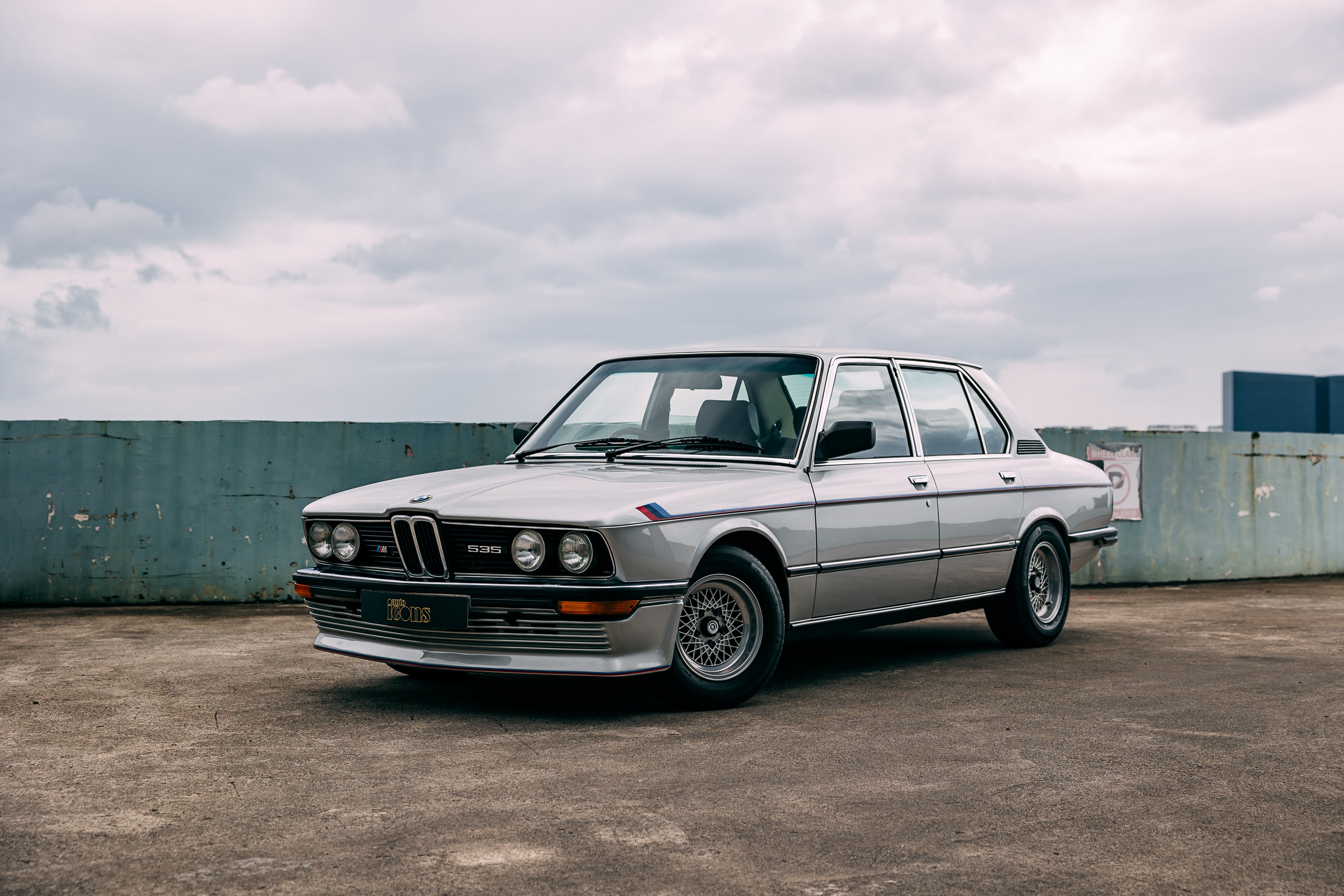 BMW E12 M535i