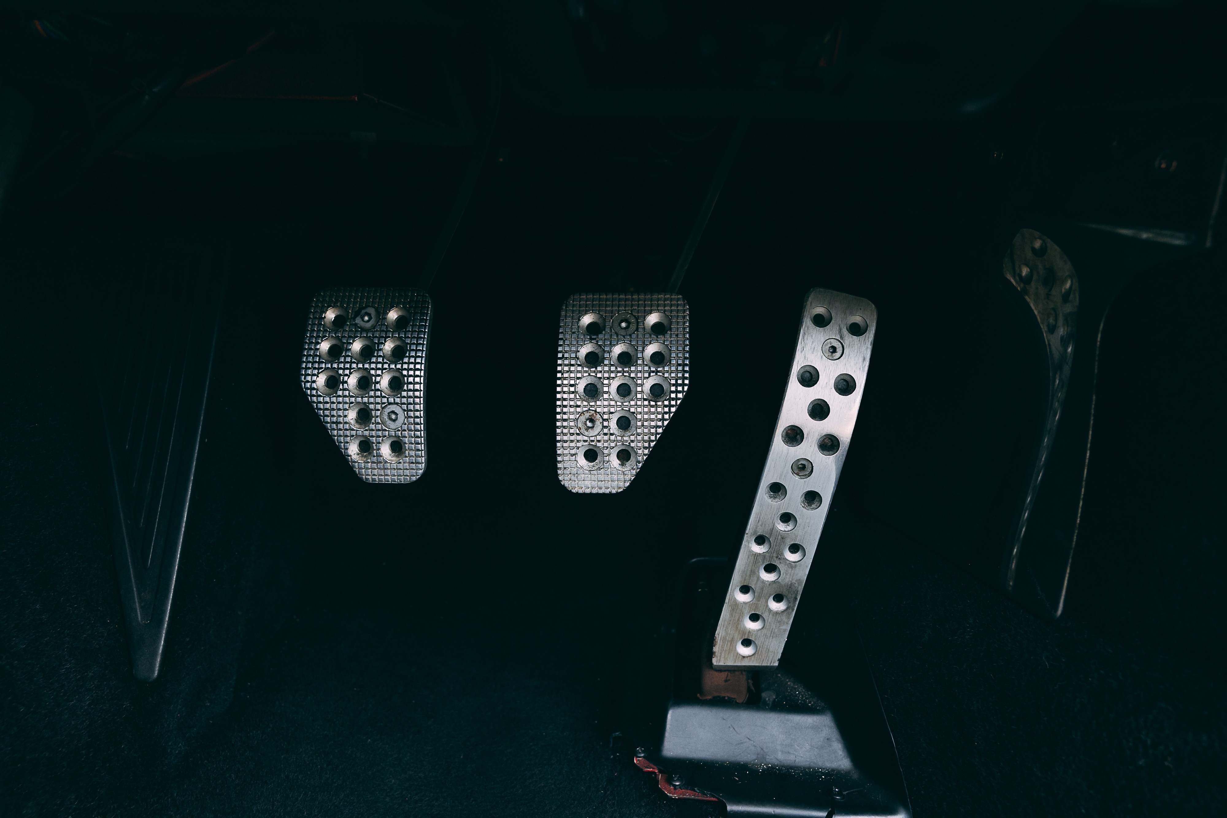 View the interior of the 1993 Koenig Specials Ferrari F48 for sale (5)