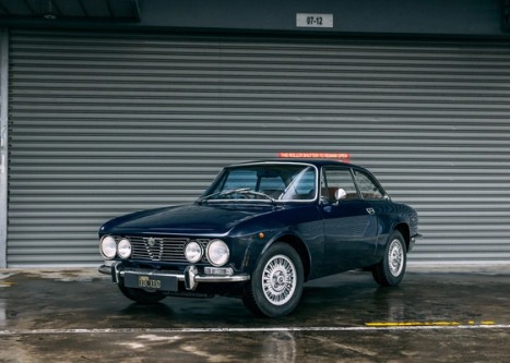 View 1975 Alfa Romeo 105 2000GTV for sale exterior image (1)