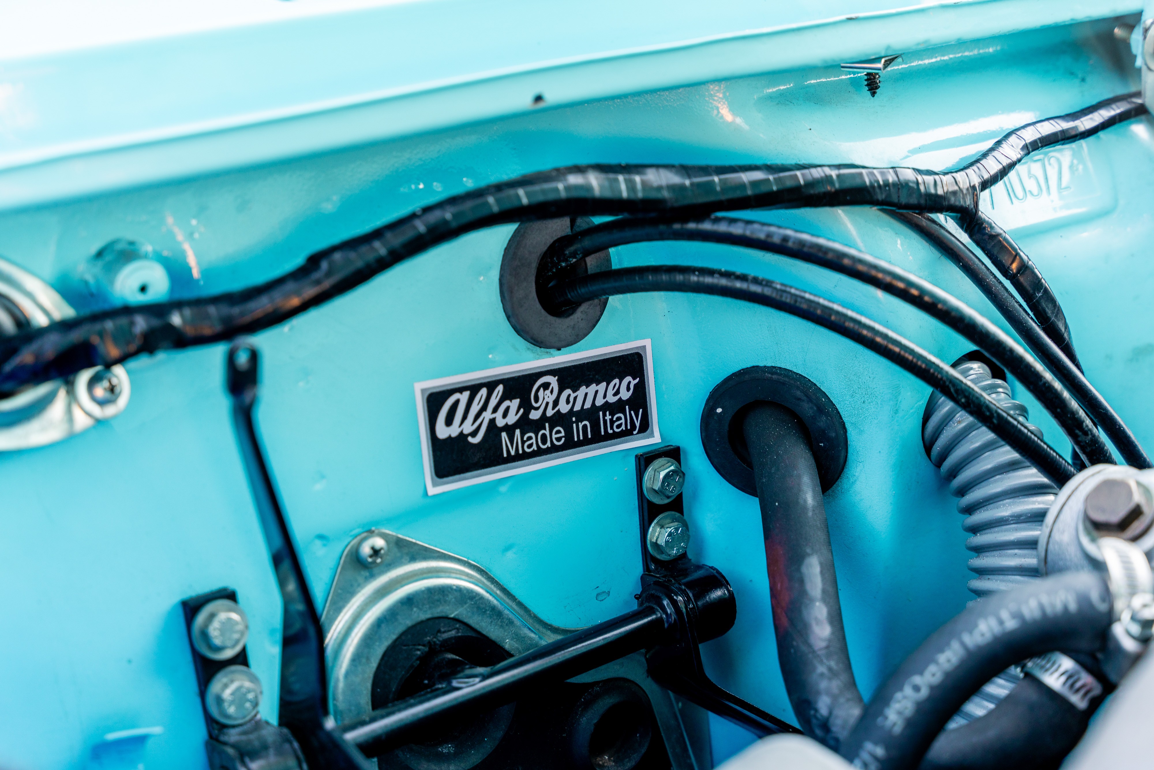 View the mechanic of the 1967 Alfa Romeo Spider Duetto 1600 for sale (2)