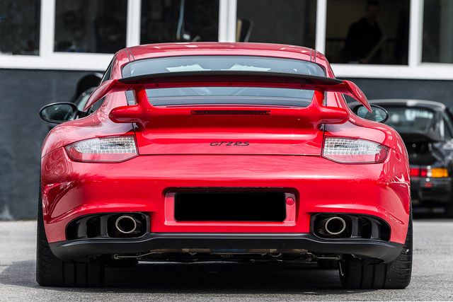View the exterior of the 2010 Porsche 911 GT2RS (997.2) for sale (4)