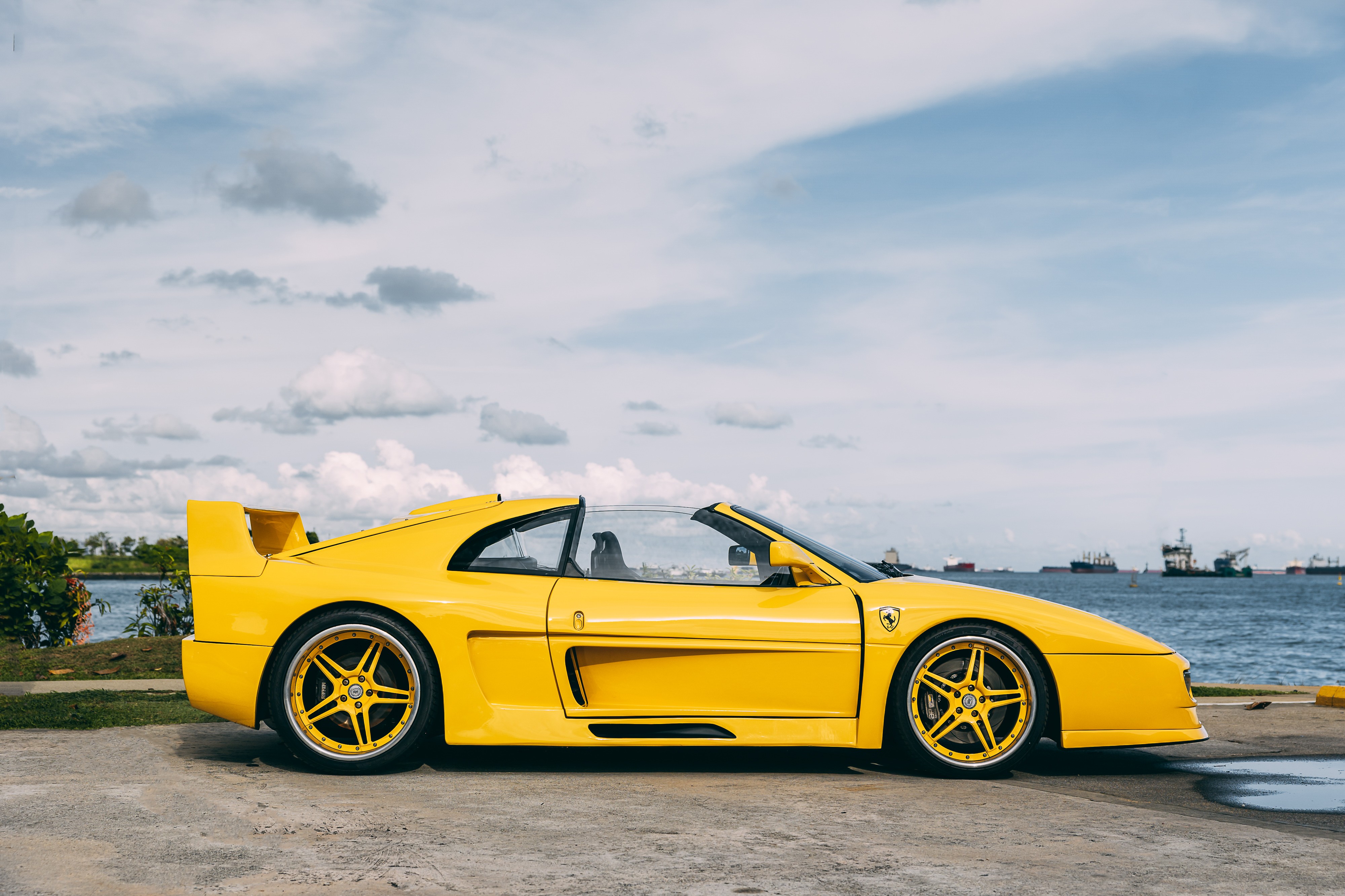 View the exterior of the 1993 Koenig Specials Ferrari F48 for sale (2)