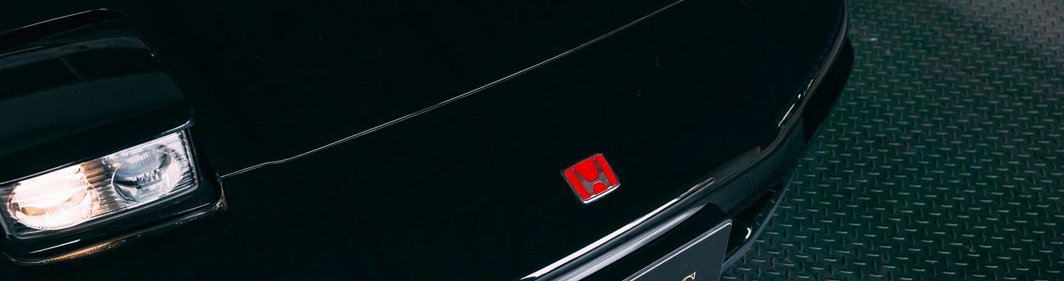 View the exterior of the 1994 Honda NSX Type R (NA1) for sale (4)