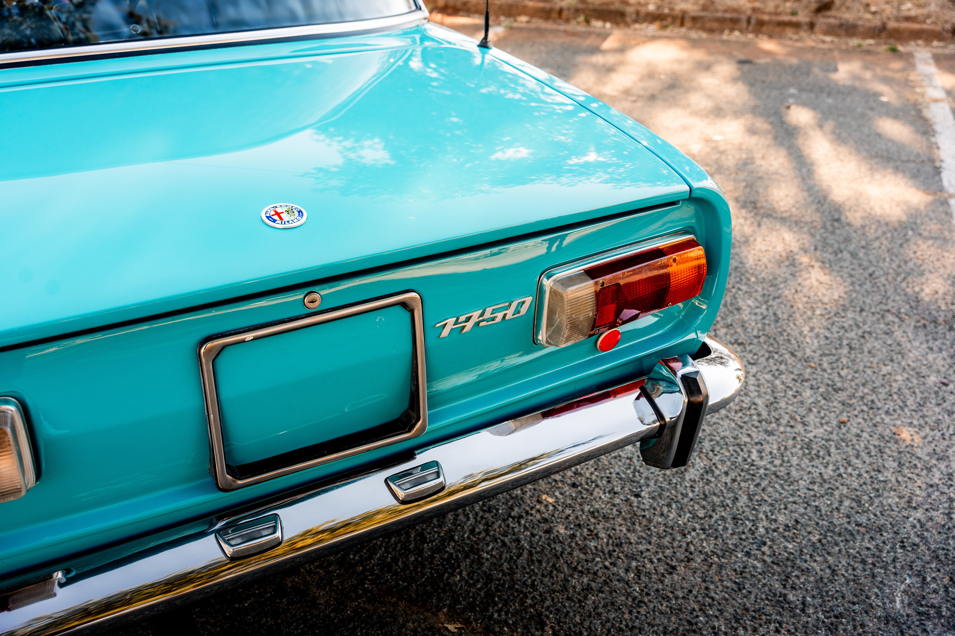 View 1973 Alfa Romeo Berlina 1750 for sale exterior image (6)