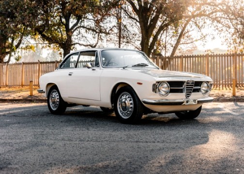 View 1967 Alfa Romeo Giulia Sprint GT Veloce for sale exterior image (1)