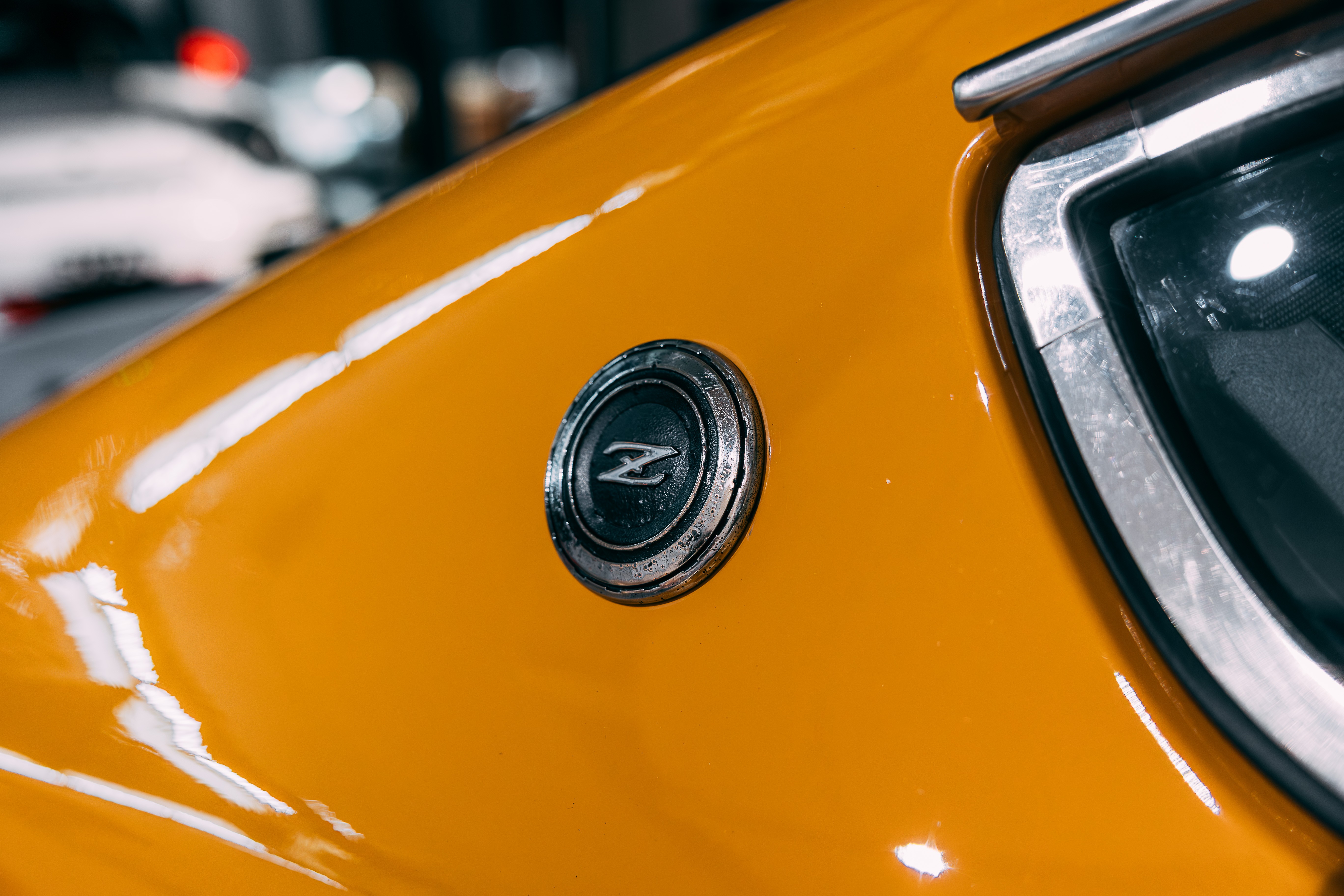 Z432 Badge at Nissan Fairlady Z432 by Auto Icons