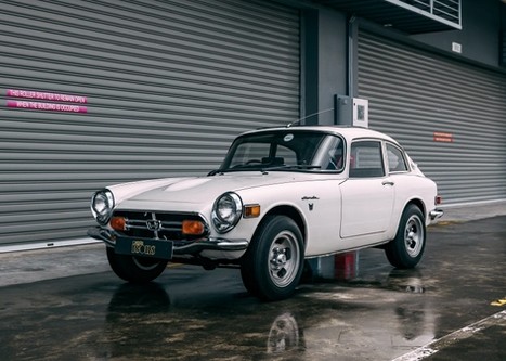 View the exterior of the 1965 Honda S800 Coupe for sale (1)