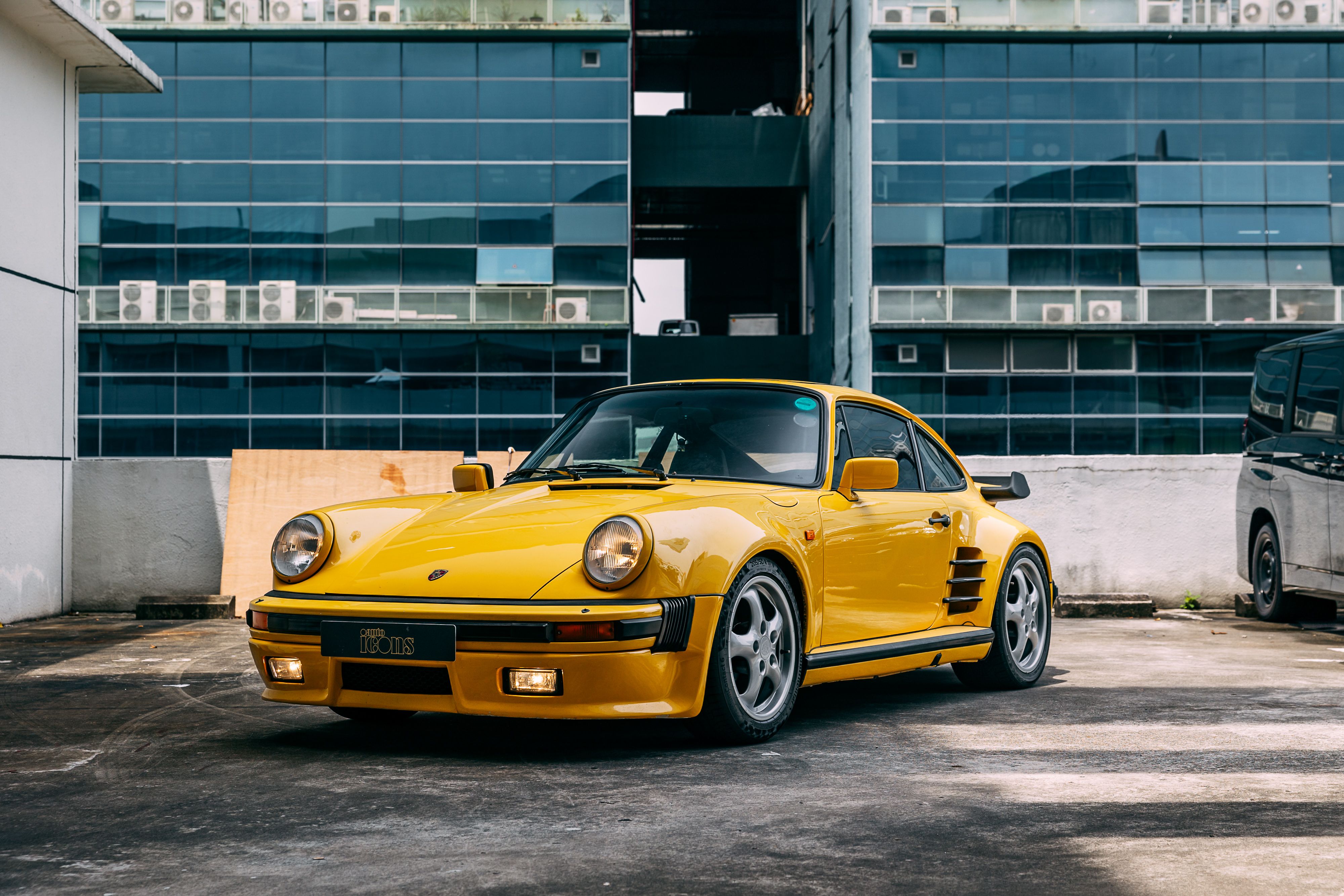 View 1982 Porsche 911 Turbo Coupe for sale exterior image (2)