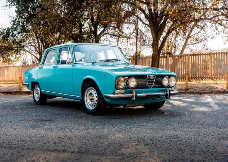 View 1973 Alfa Romeo Berlina 1750 for sale exterior image (1)