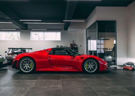 Porsche 918 Spyder from Auto Icons