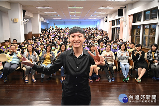 罕病視力只剩0.01　吳承澐全台巡講生命故事