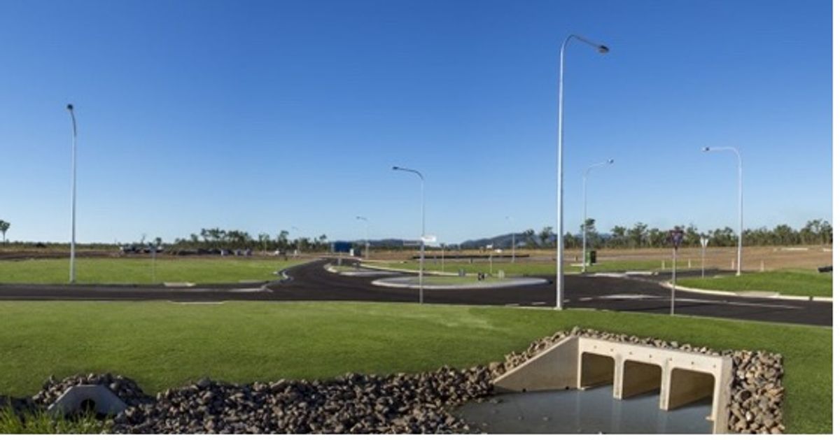 NORTH SHORE STAGE 570 & LAVARACK BARRACKS