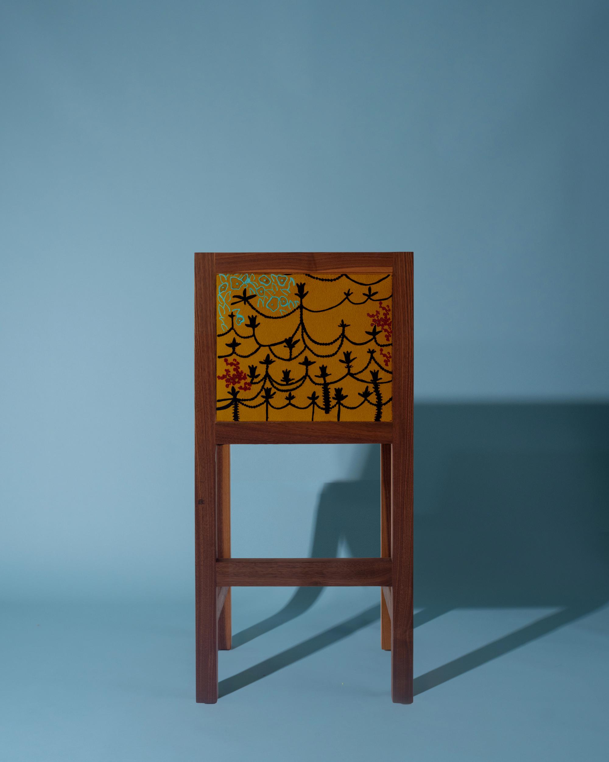 Mirza Stool