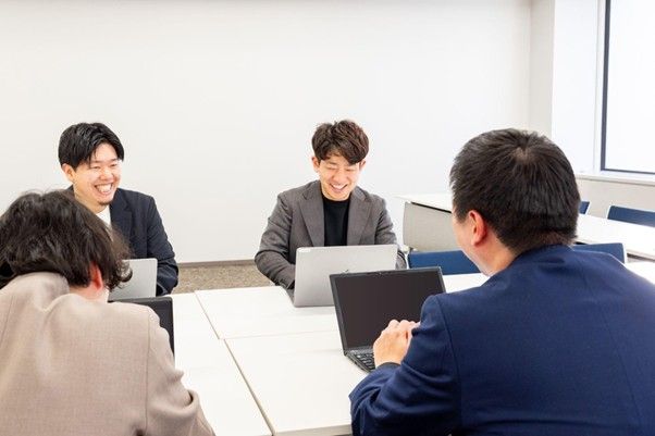 Case Study: Sompo Direct Insurance Inc. “Otona no Jidosha Hoken” — BOTCHAN Implementation Success Story