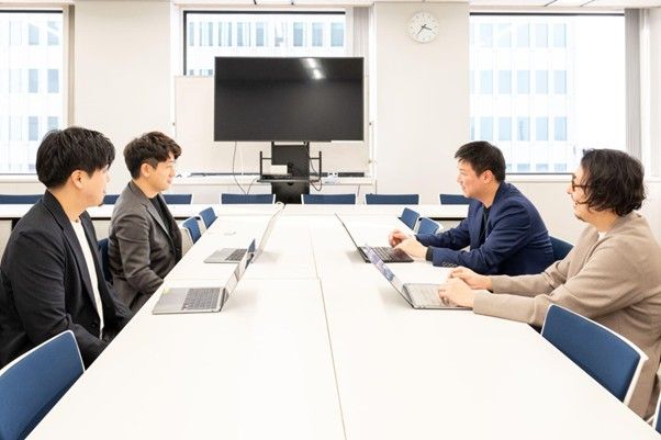 Case Study: Sompo Direct Insurance Inc. “Otona no Jidosha Hoken” — BOTCHAN Implementation Success Story
