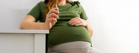 Pregnant smoker