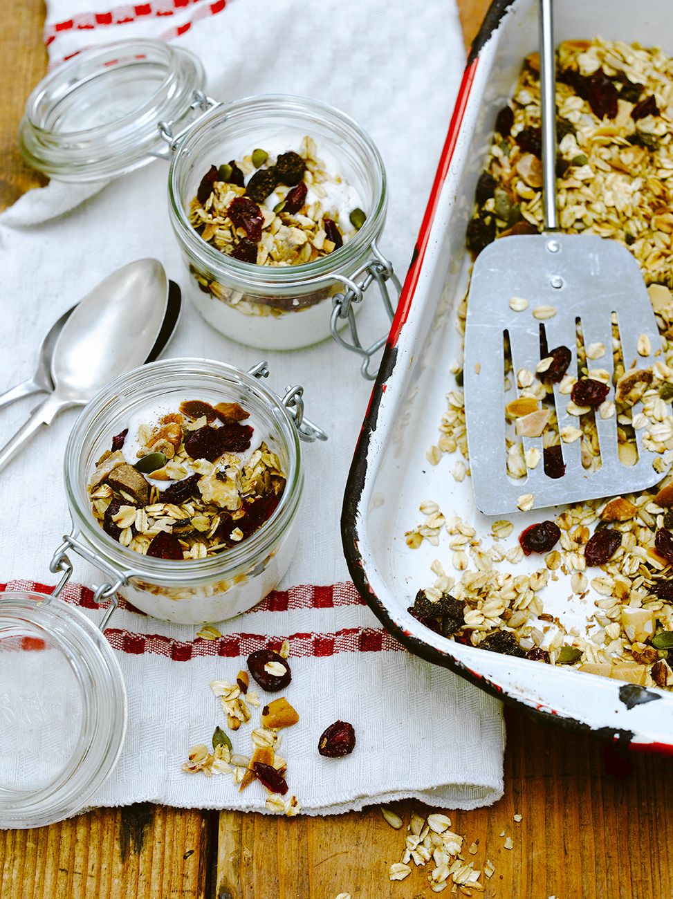 Cranberry granola | Jamie magazine recipes