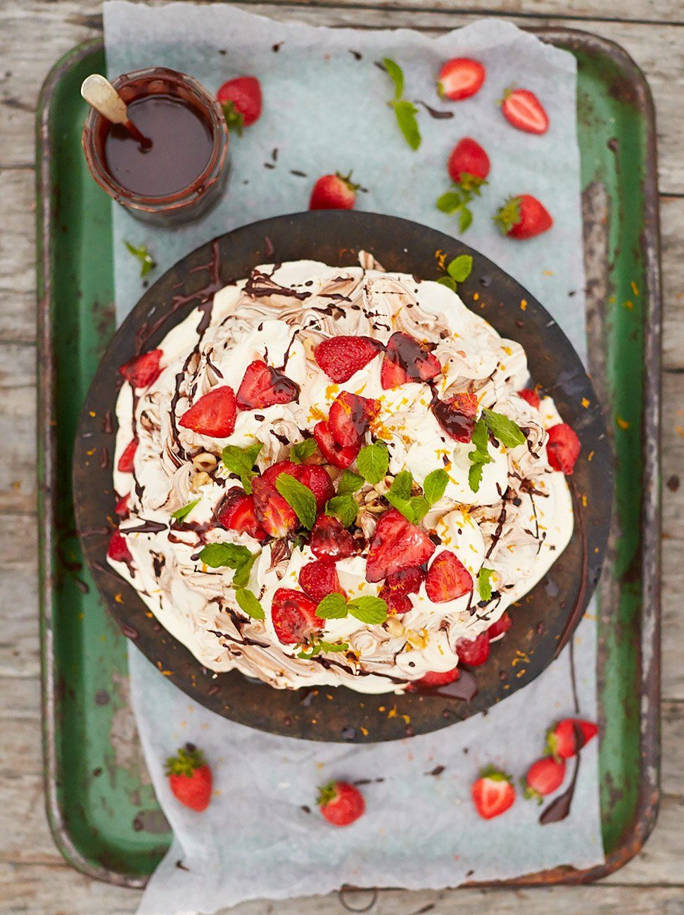 Super-easy berry pavlova