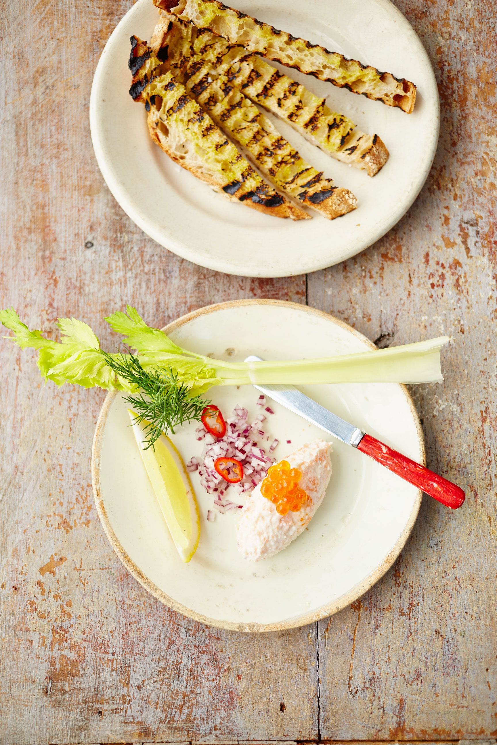 Smoked salmon pȃté