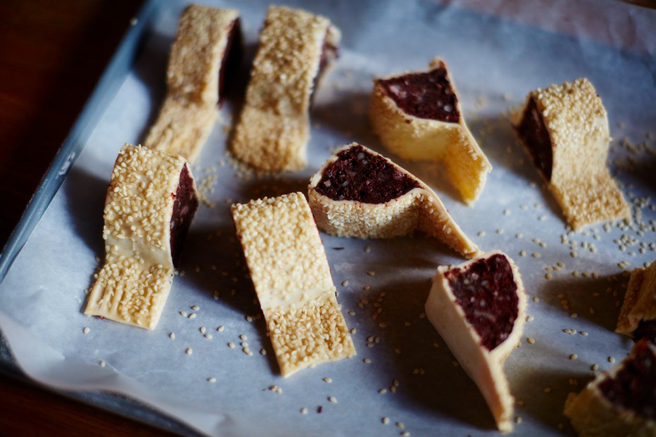 Black pudding sausage rolls