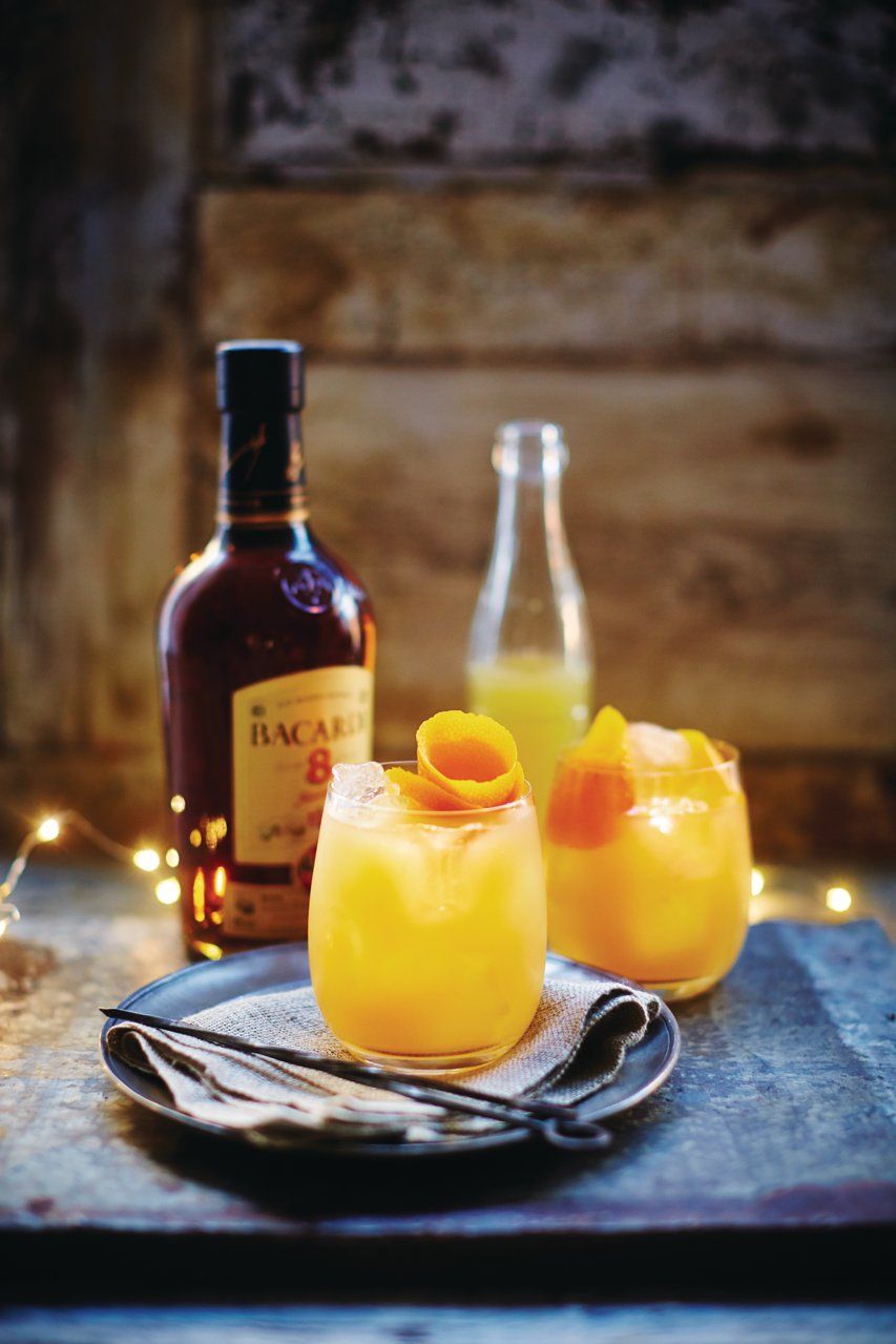 Fish house punch cocktail